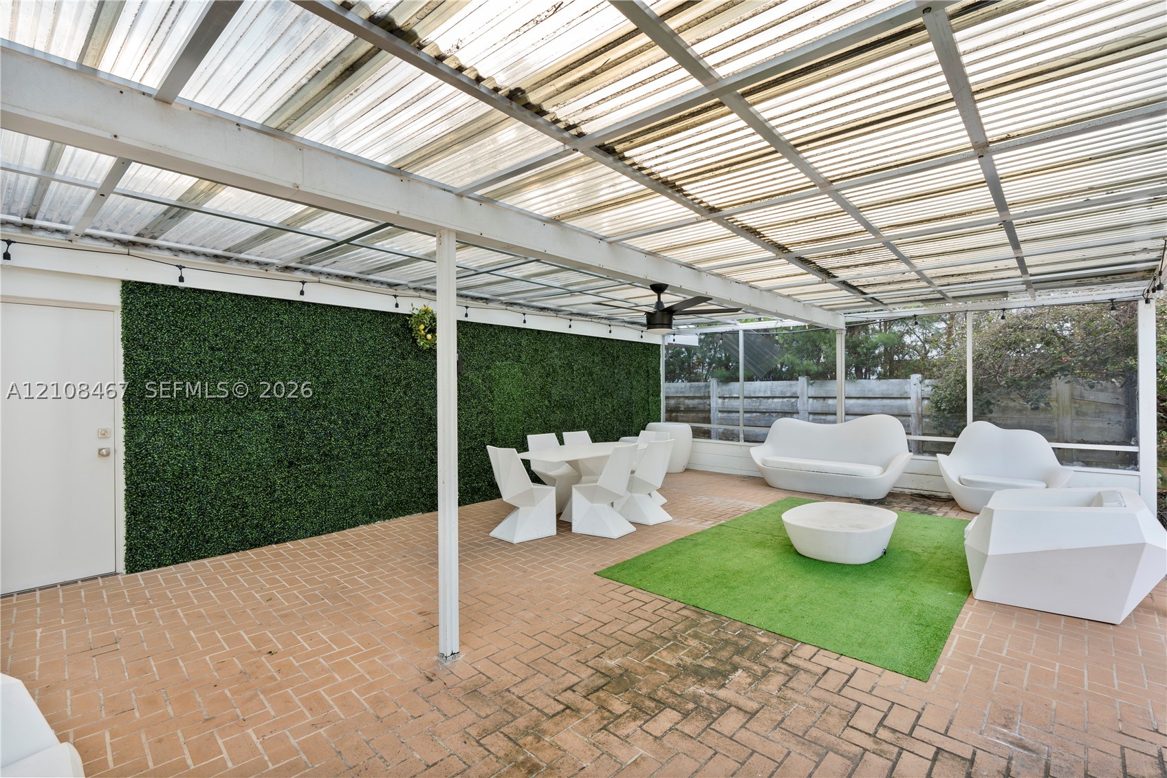 1247 Jackson St, Hollywood FL 33019