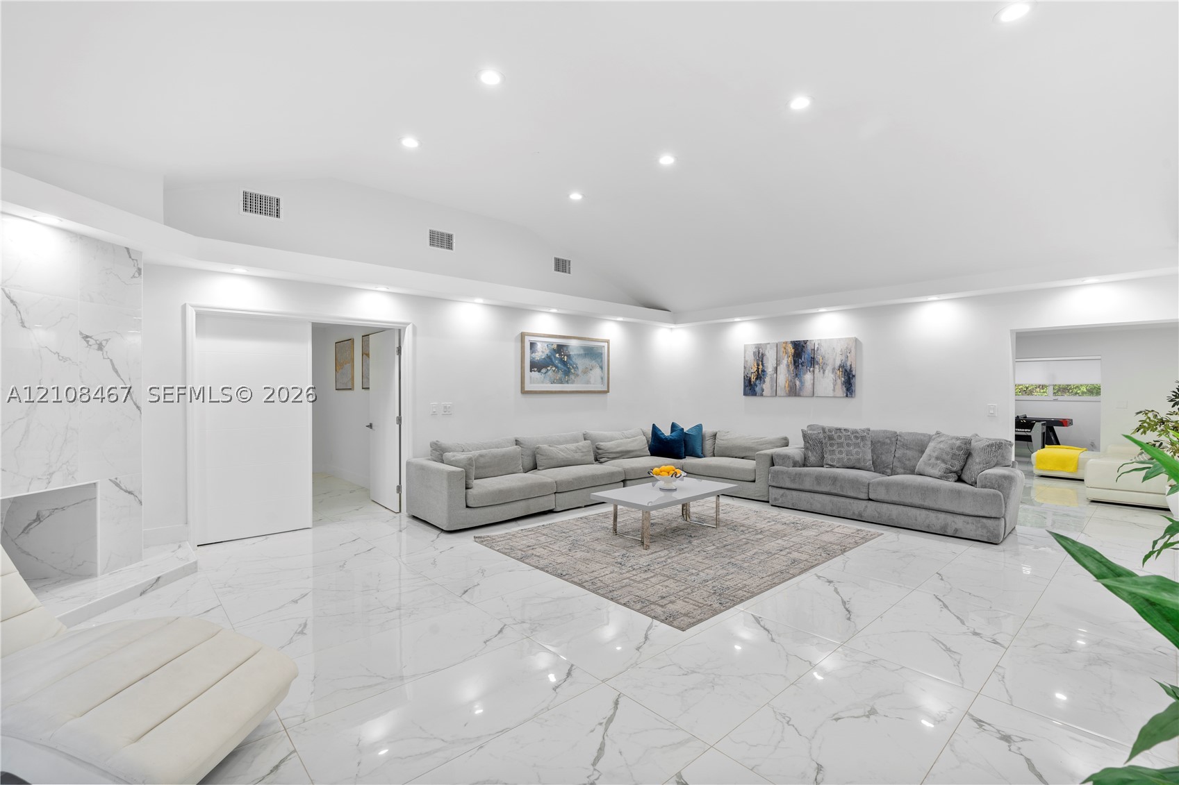 1247 Jackson St, Hollywood FL 33019