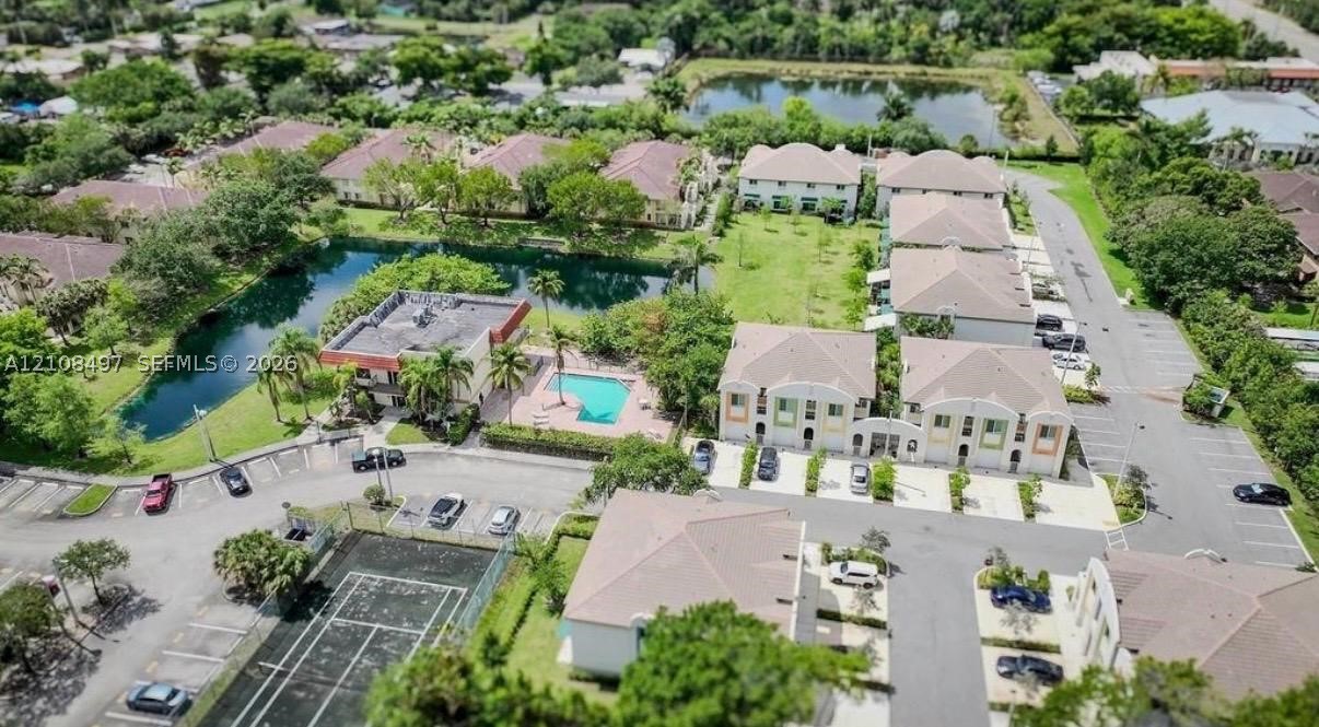 6245 SW 47th Mnr #101, Davie FL 33314