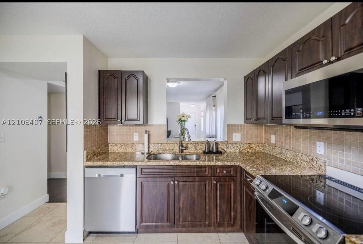 6245 SW 47th Mnr #101, Davie FL 33314