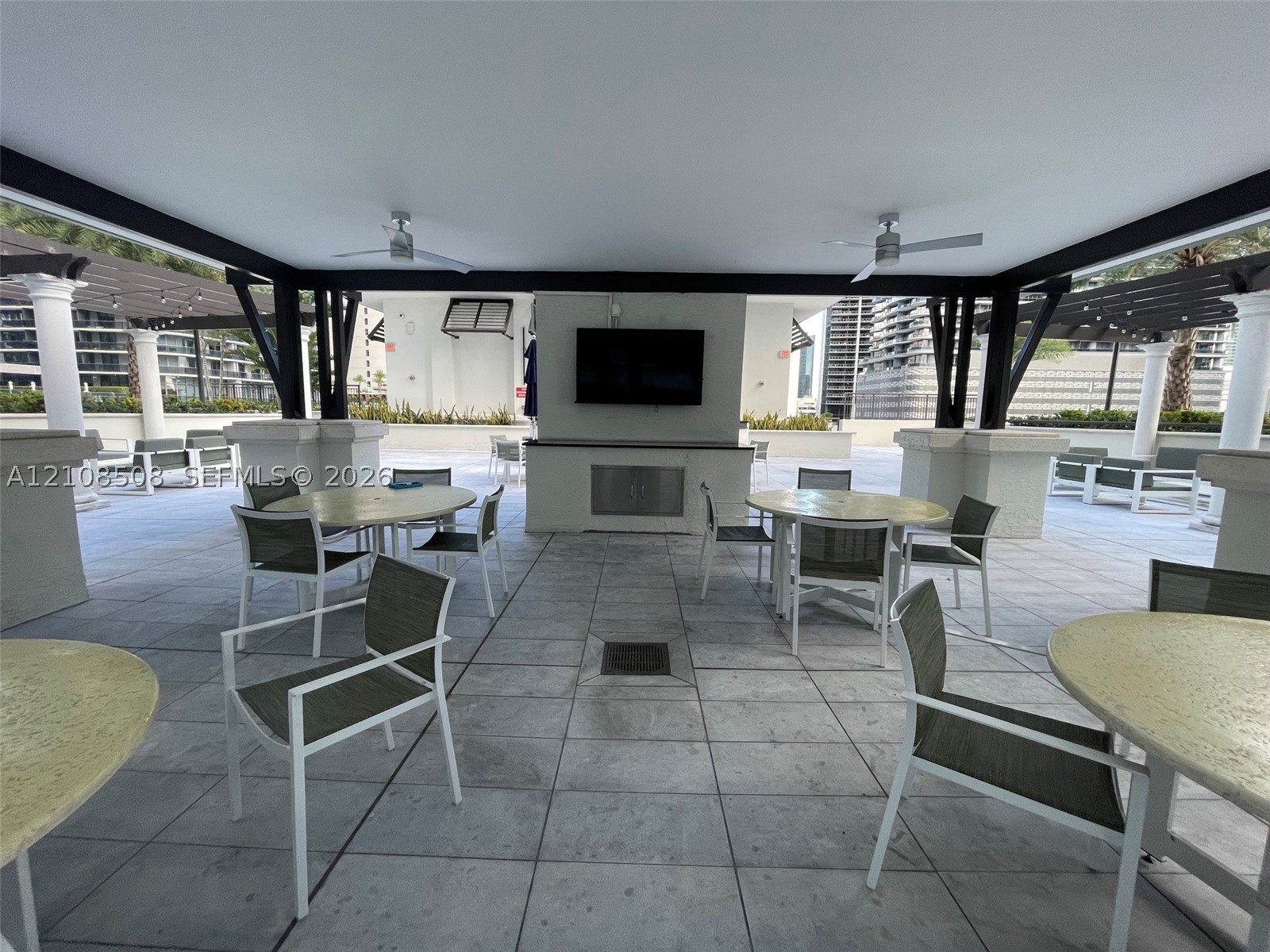 999 SW 1st Ave #3207, Miami FL 33130