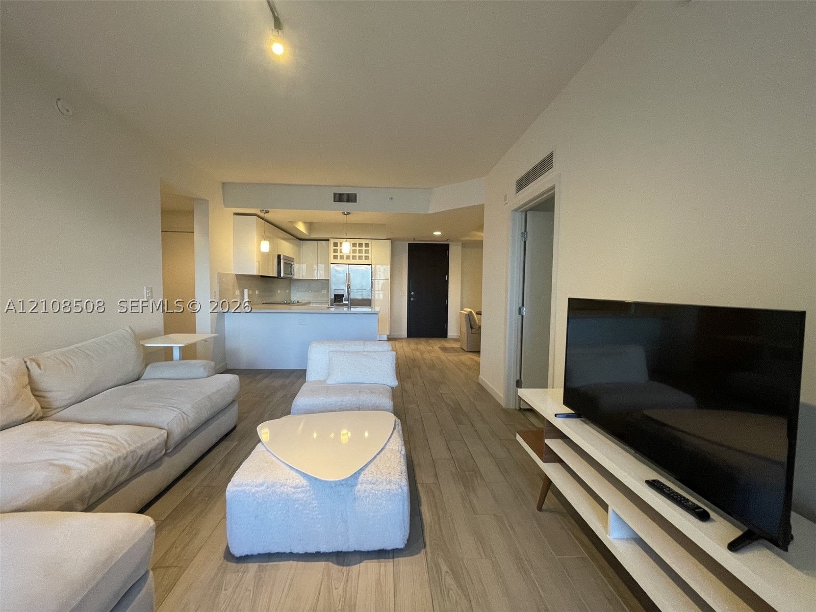 999 SW 1st Ave #3207, Miami FL 33130
