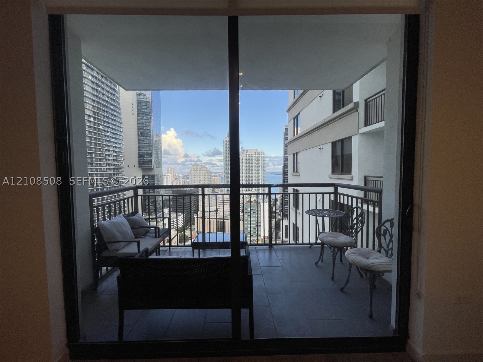 999 SW 1st Ave #3207, Miami FL 33130