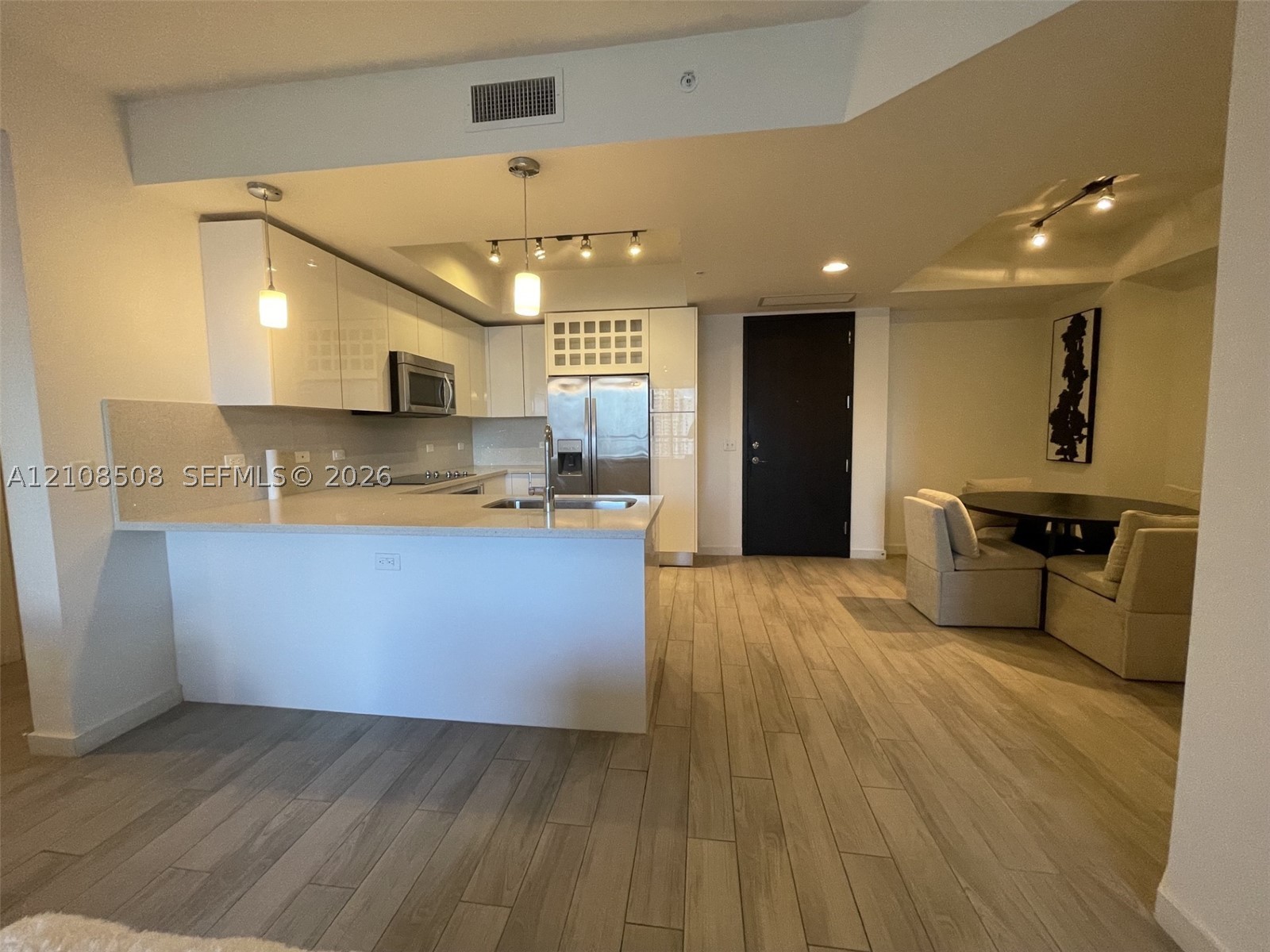 999 SW 1st Ave #3207, Miami FL 33130