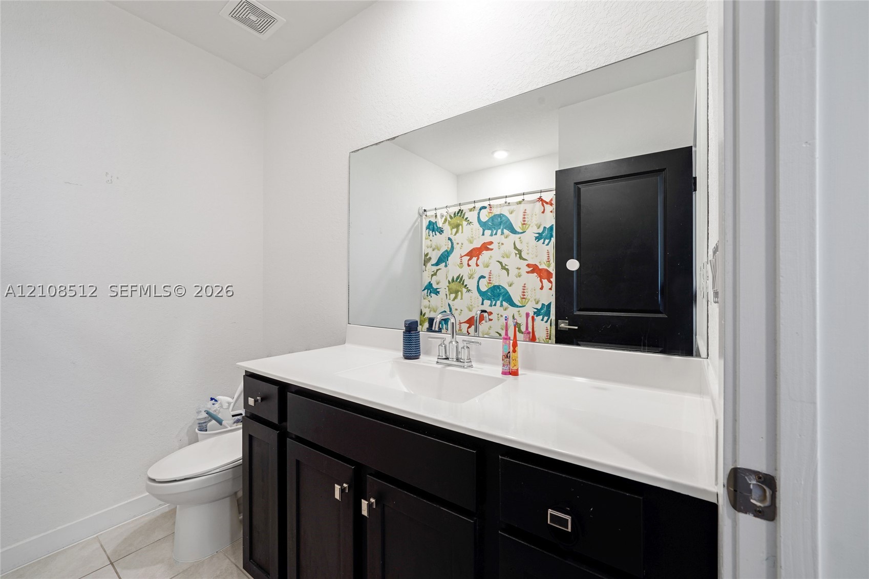 572 NE 6th Pl, Homestead FL 33034