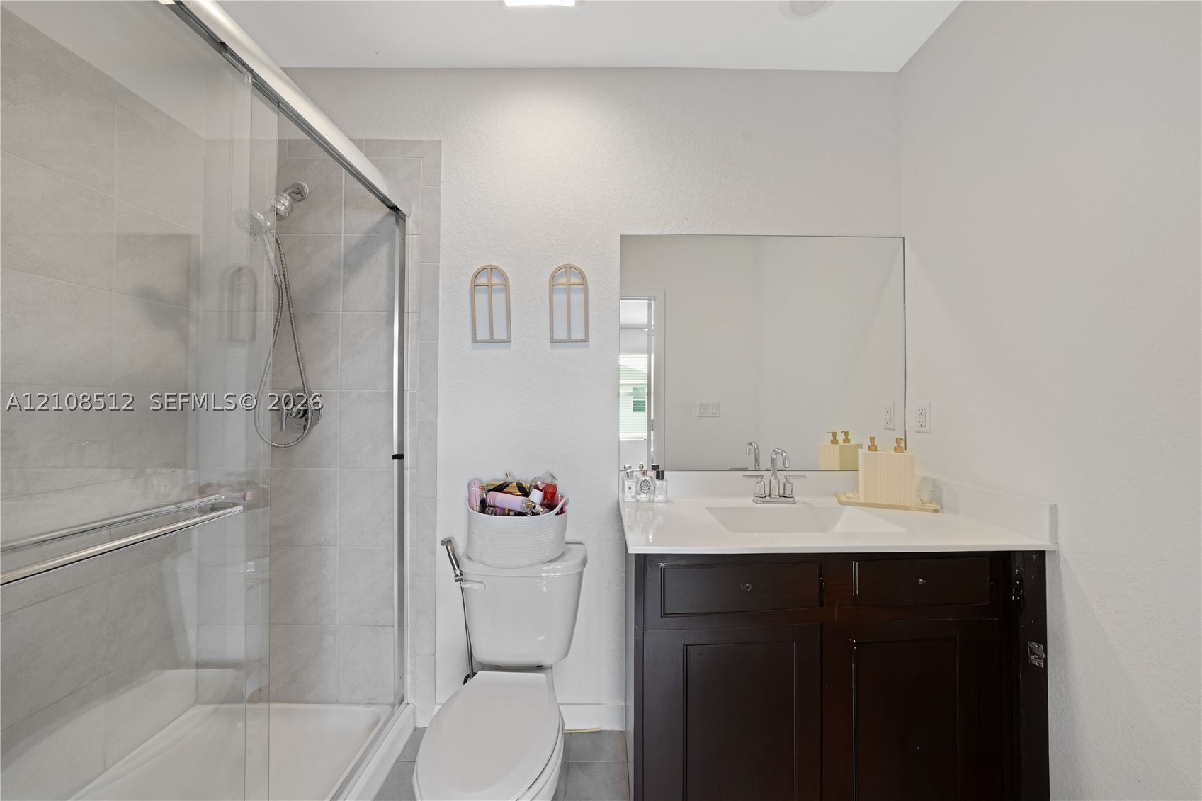 572 NE 6th Pl, Homestead FL 33034