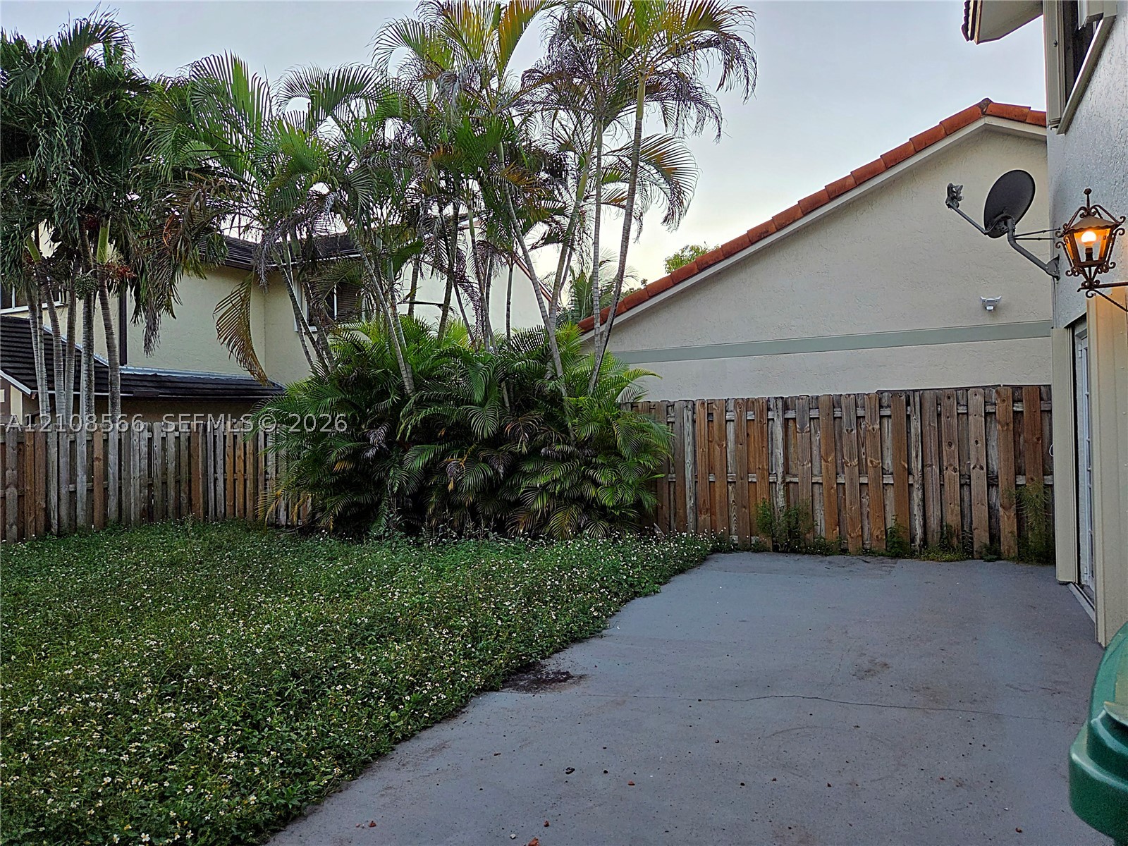15138 SW 94th Ter #0, Miami FL 33196