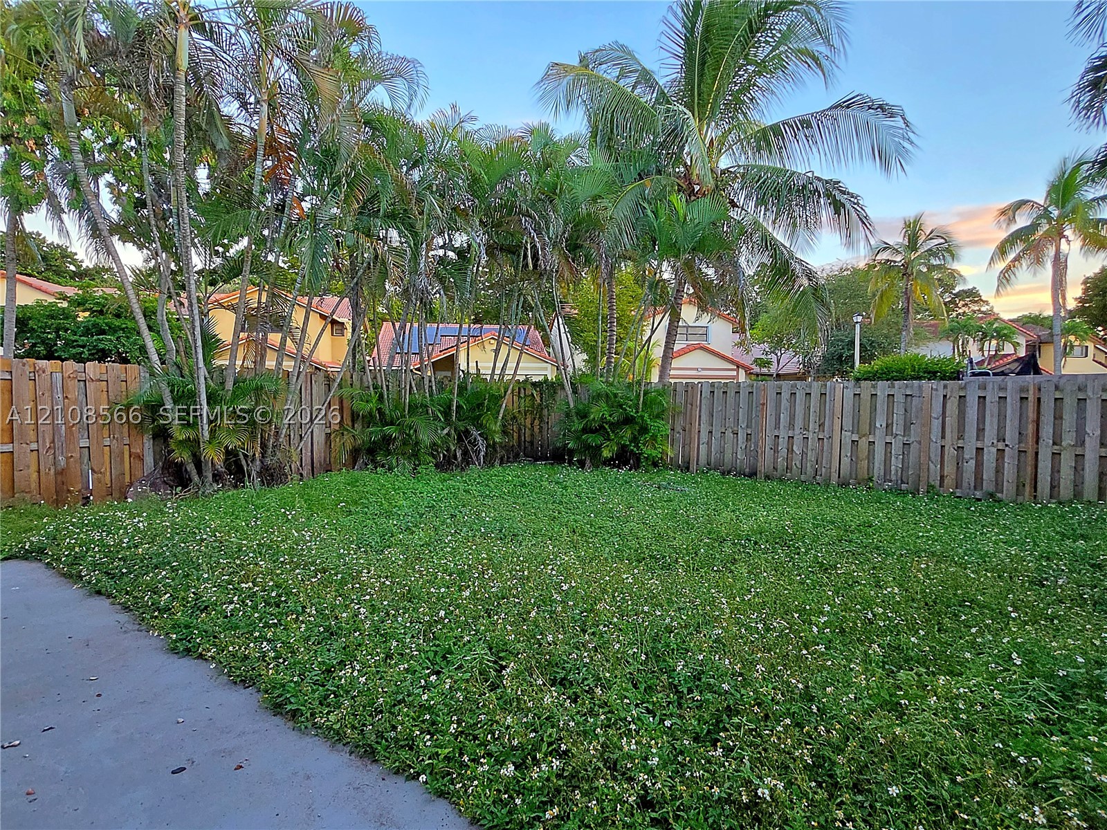 15138 SW 94th Ter #0, Miami FL 33196