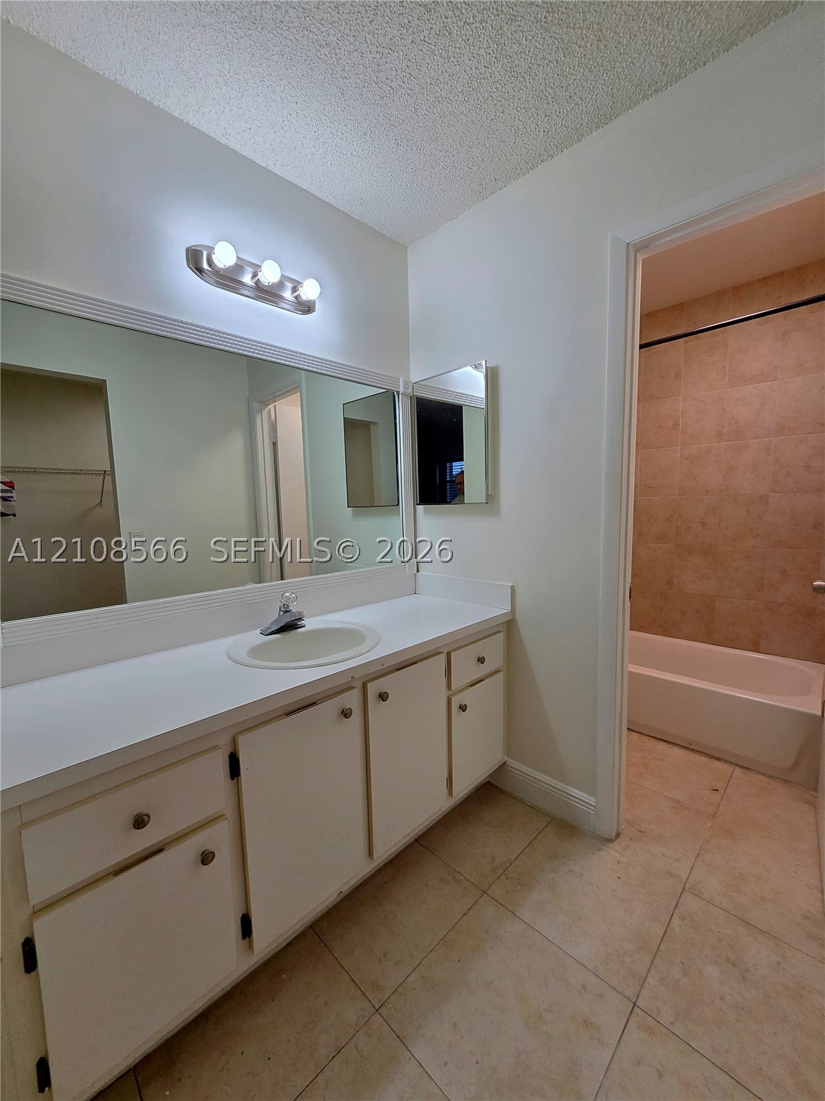 15138 SW 94th Ter #0, Miami FL 33196