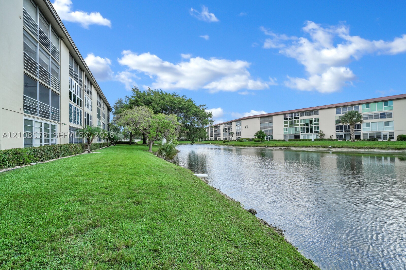 3005 Portofino Isle #N2, Coconut Creek FL 33066