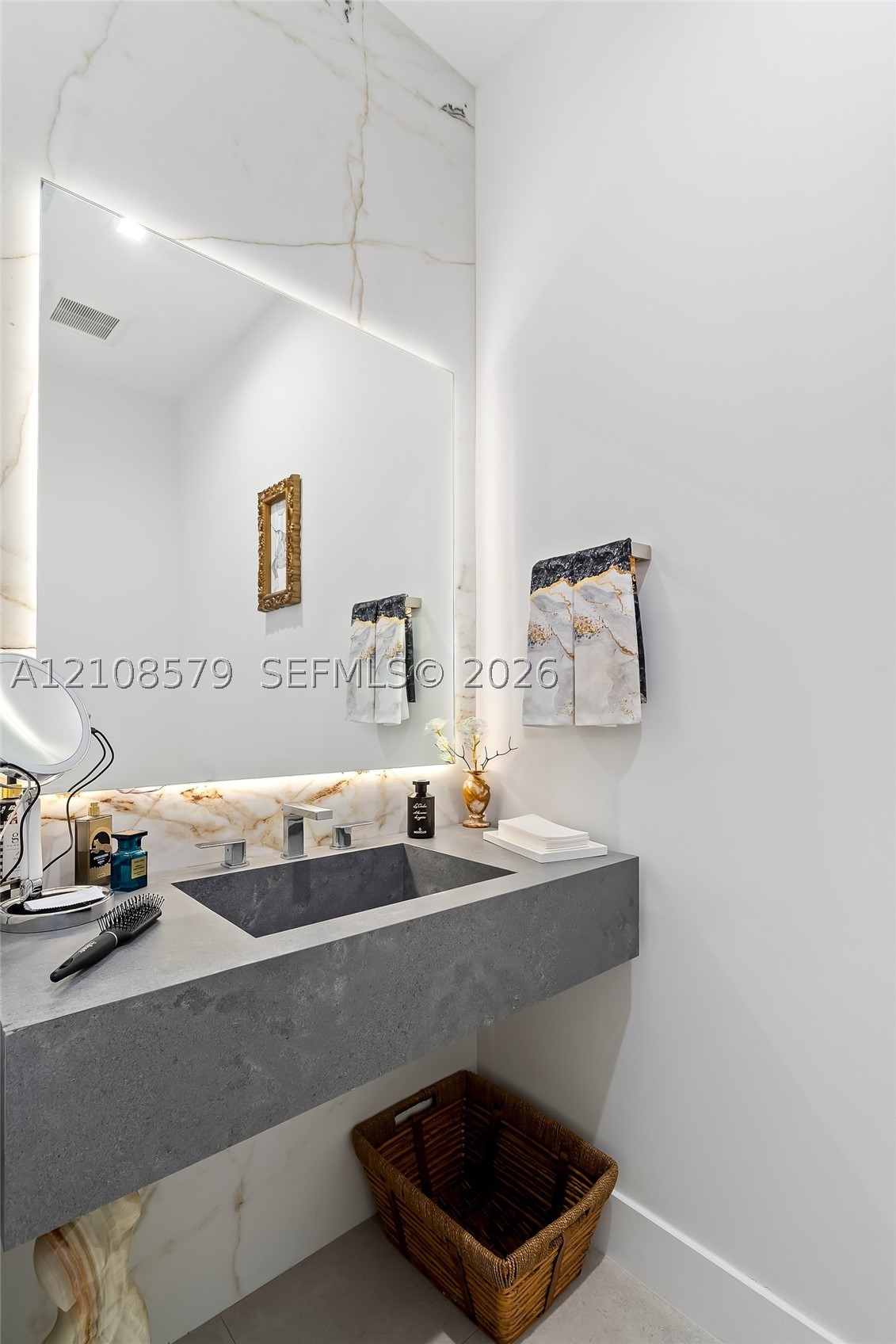 311 189th St #0, Sunny Isles Beach FL 33160