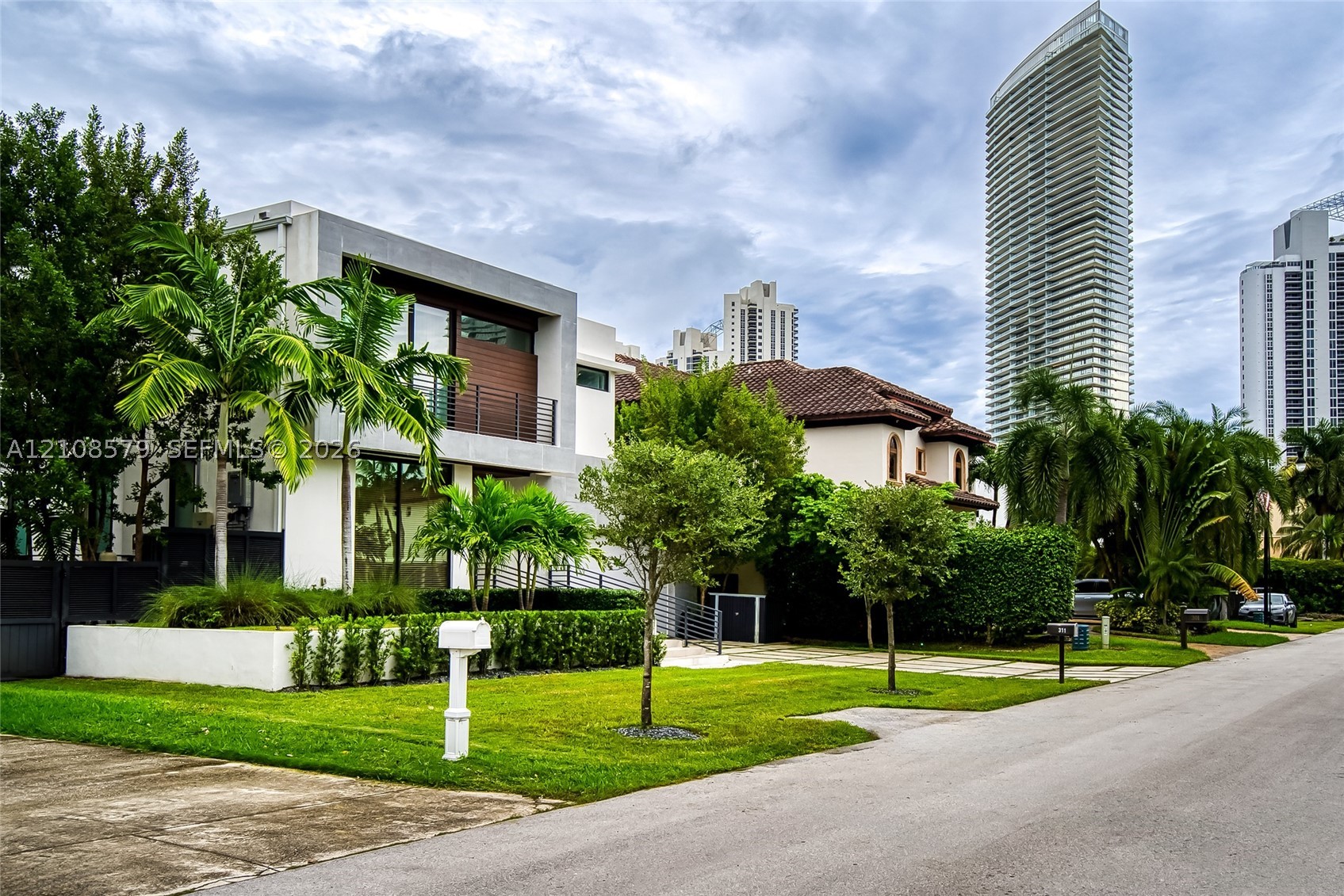 311 189th St #0, Sunny Isles Beach FL 33160