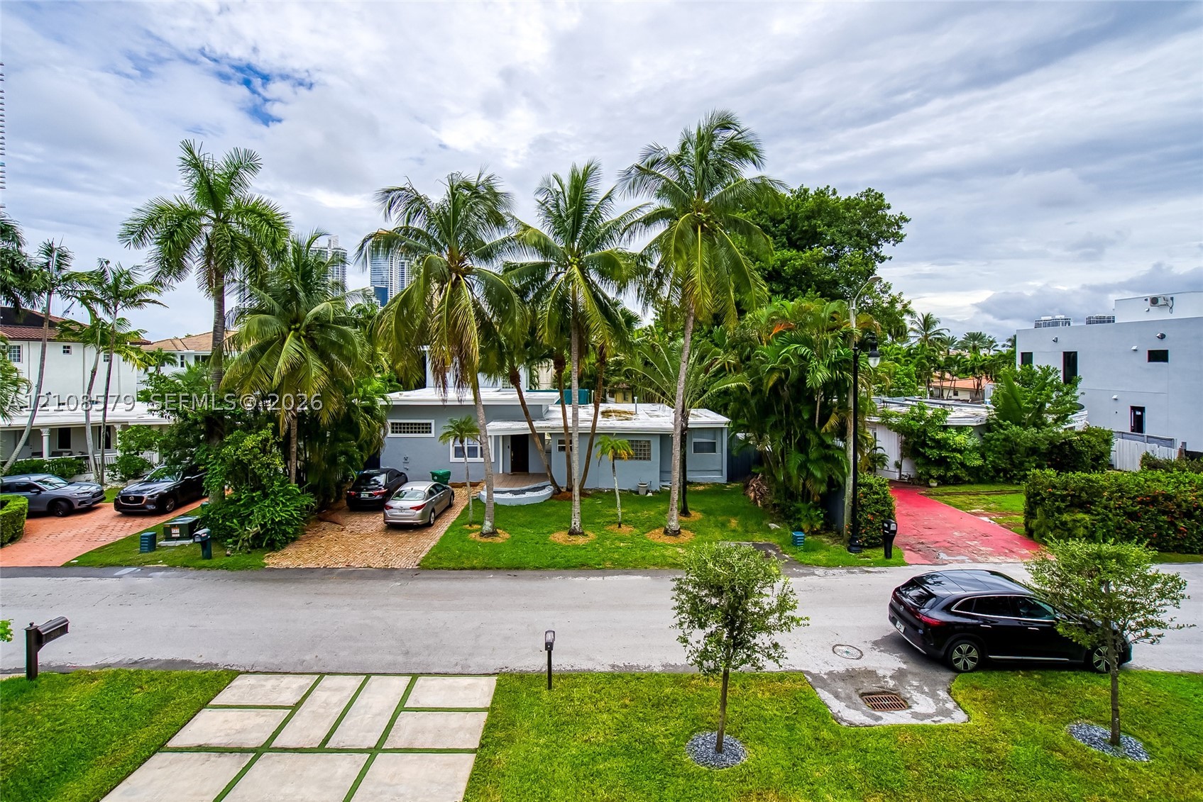 311 189th St #0, Sunny Isles Beach FL 33160