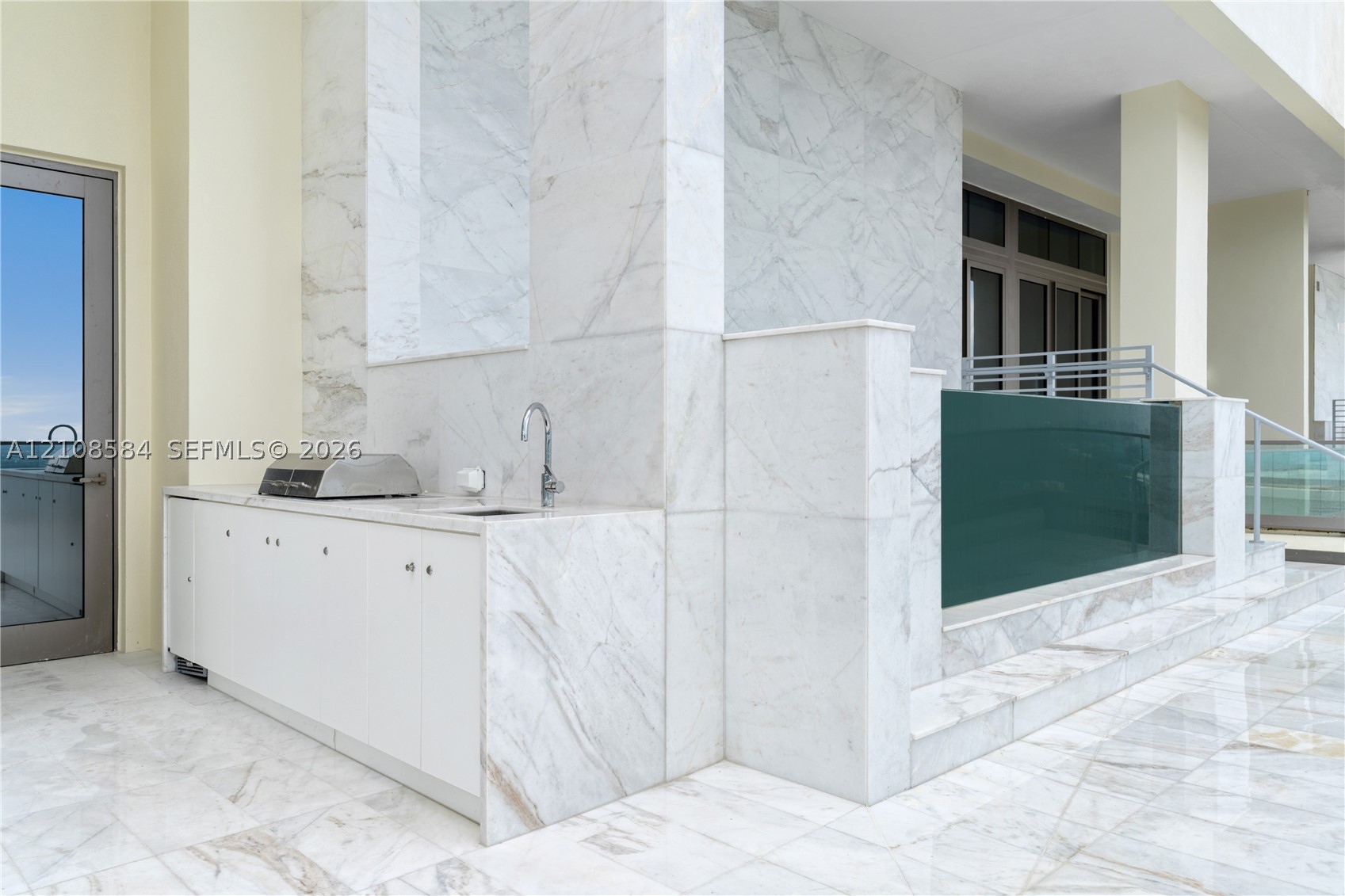 17901 Collins Avenue #Ph4705, Sunny Isles Beach FL 33160