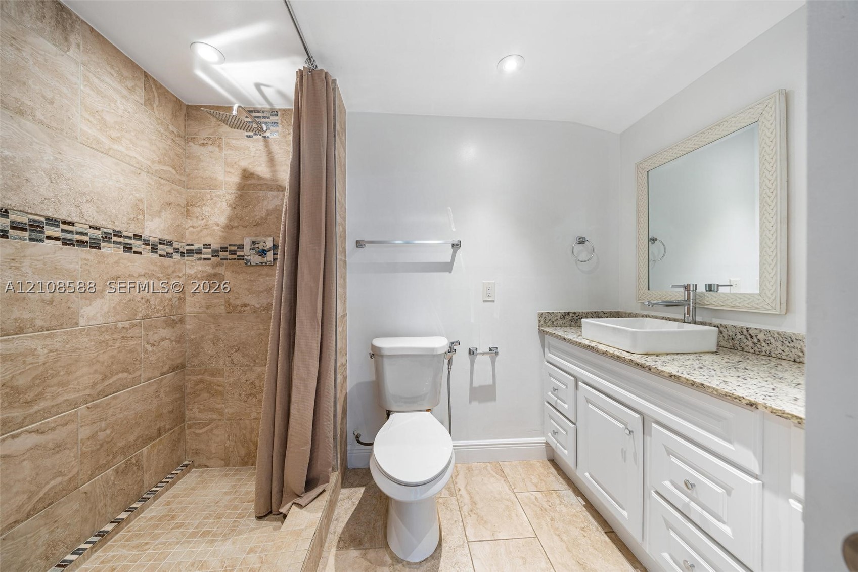 7730 Beachview Dr, North Bay Village FL 33141