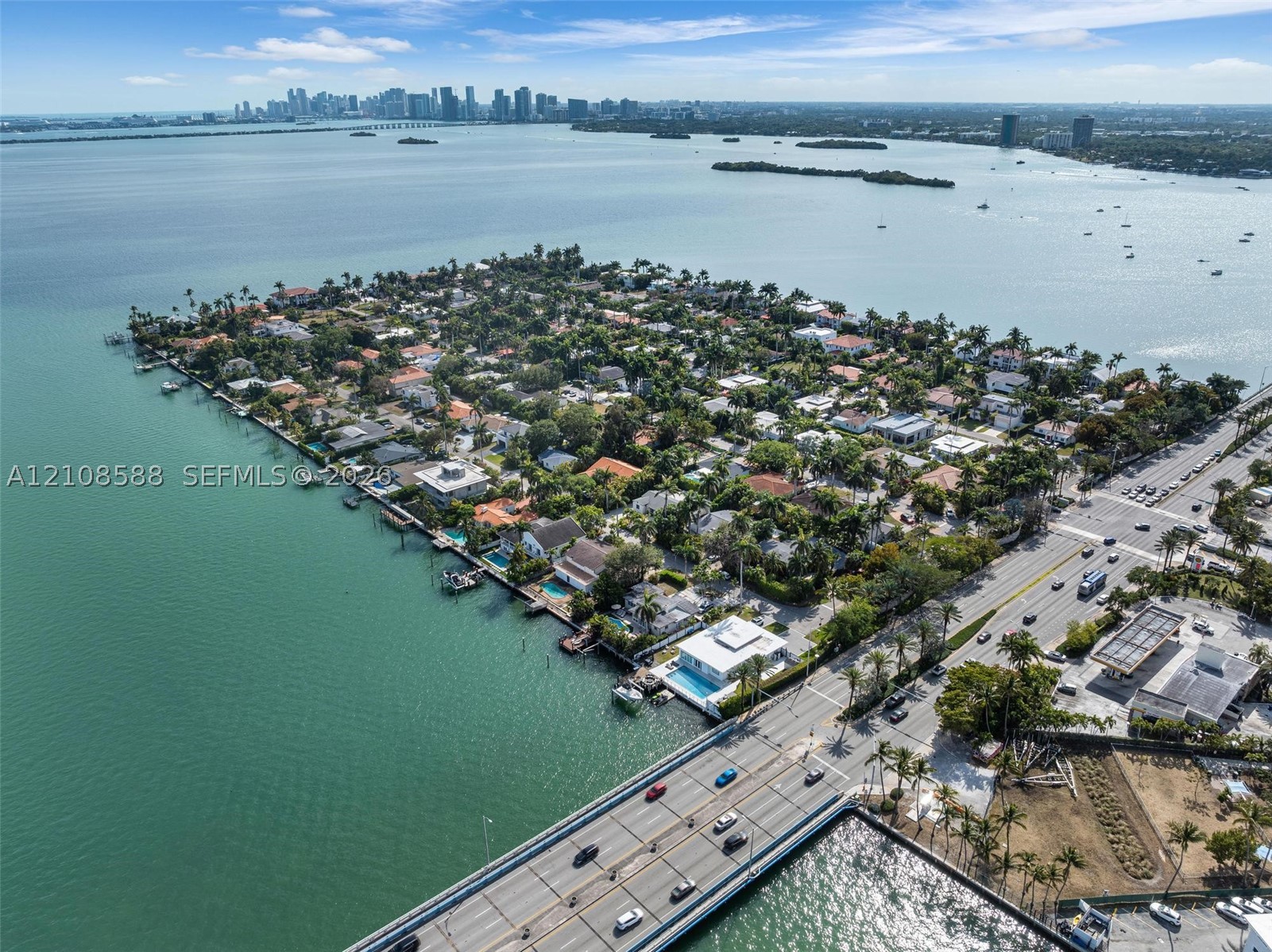7730 Beachview Dr, North Bay Village FL 33141