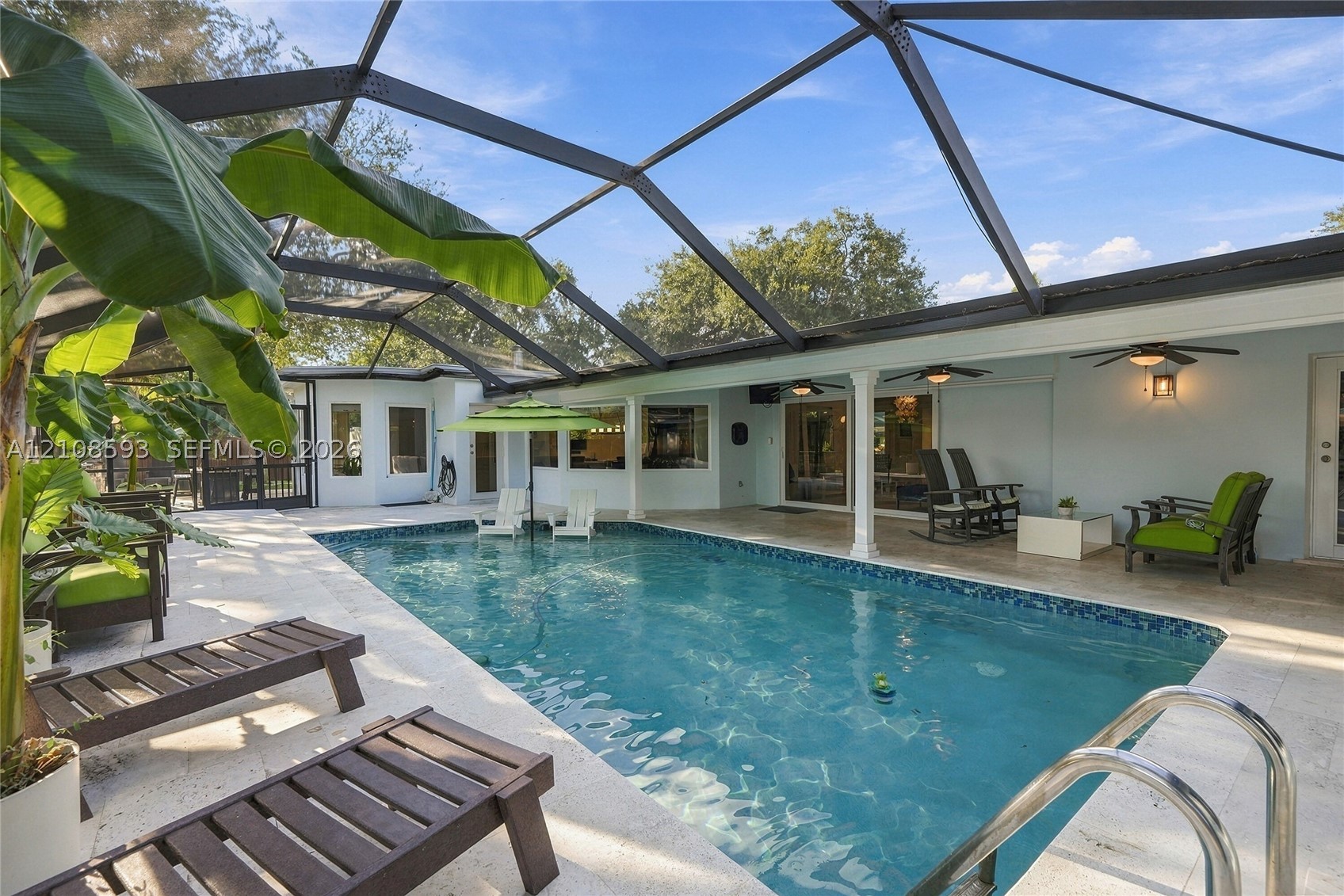 8230 SW 151st St, Palmetto Bay FL 33158