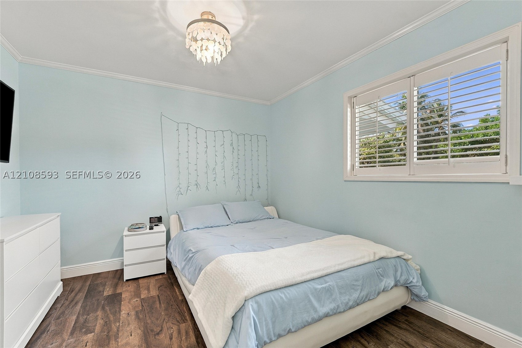 8230 SW 151st St, Palmetto Bay FL 33158
