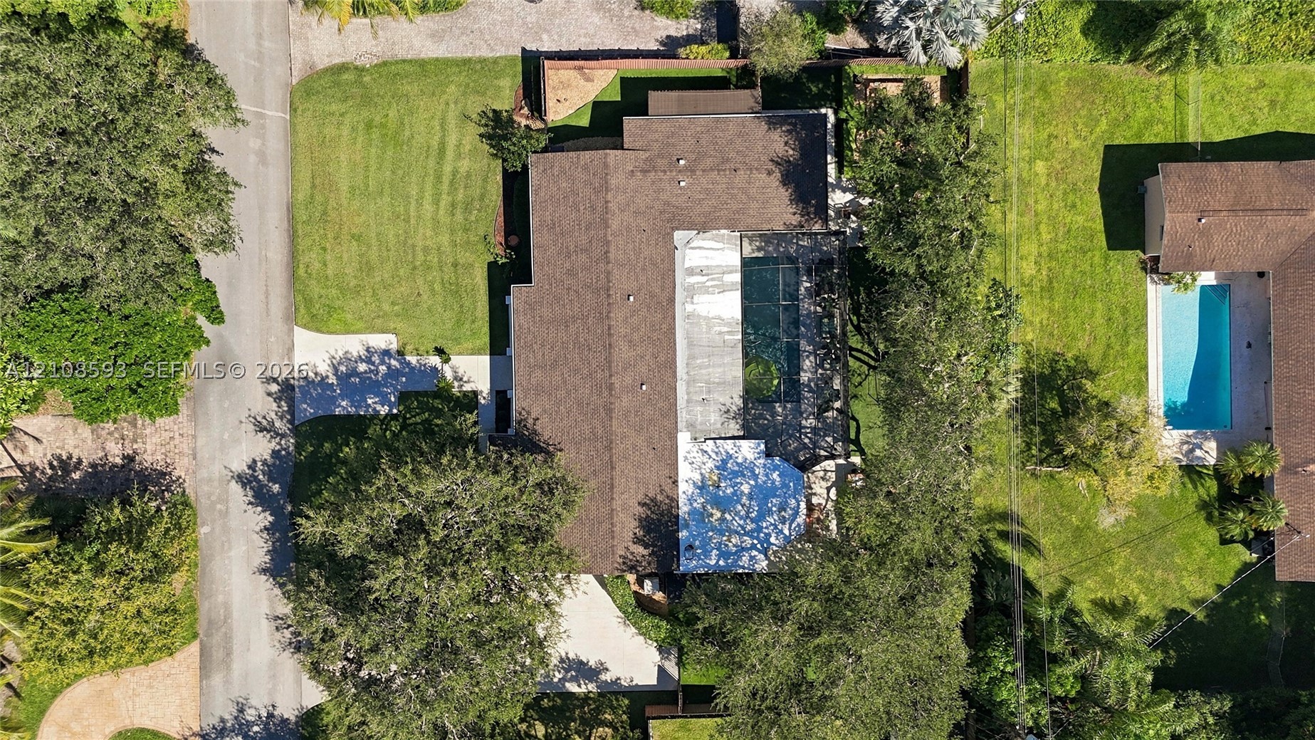 8230 SW 151st St, Palmetto Bay FL 33158