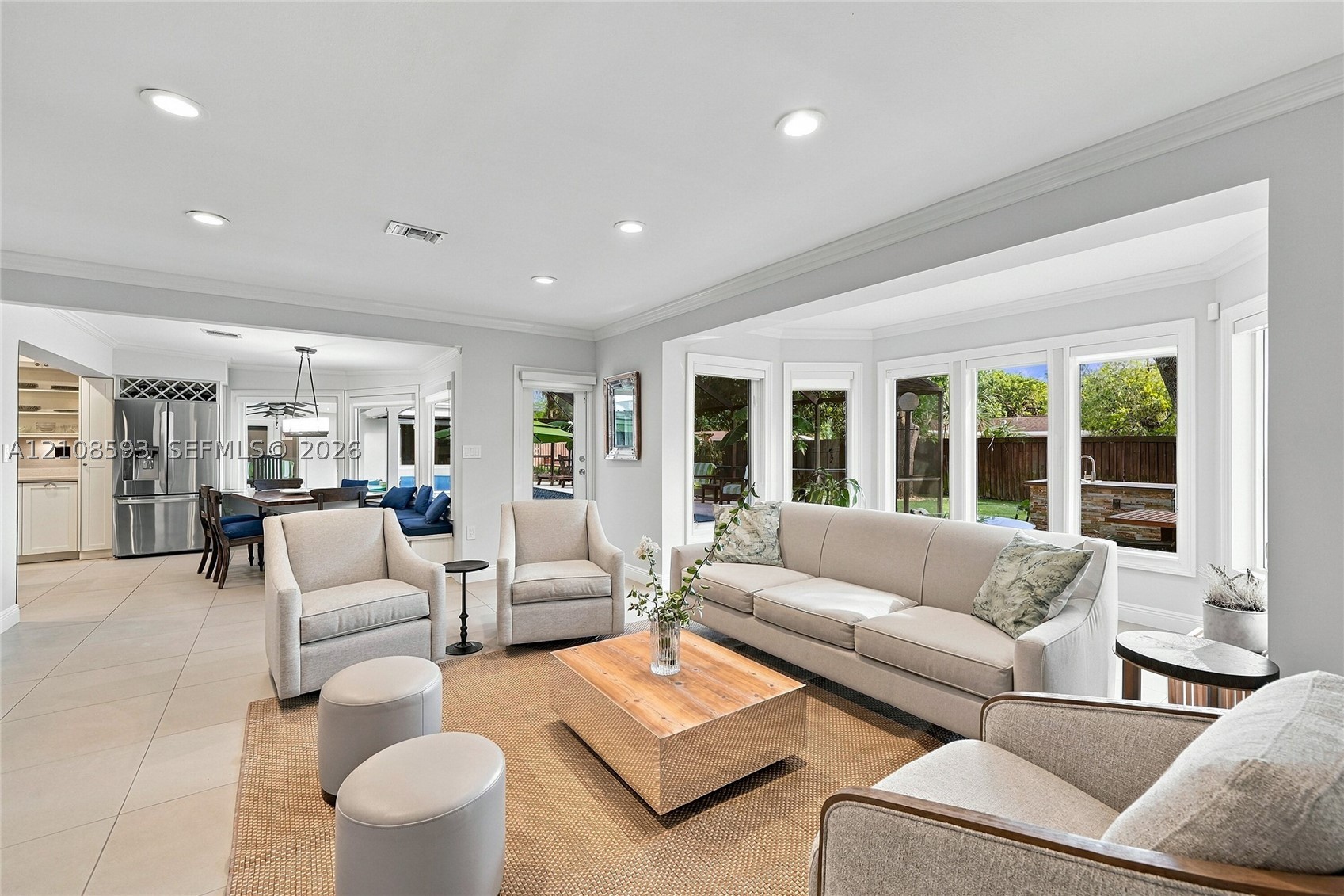 8230 SW 151st St, Palmetto Bay FL 33158