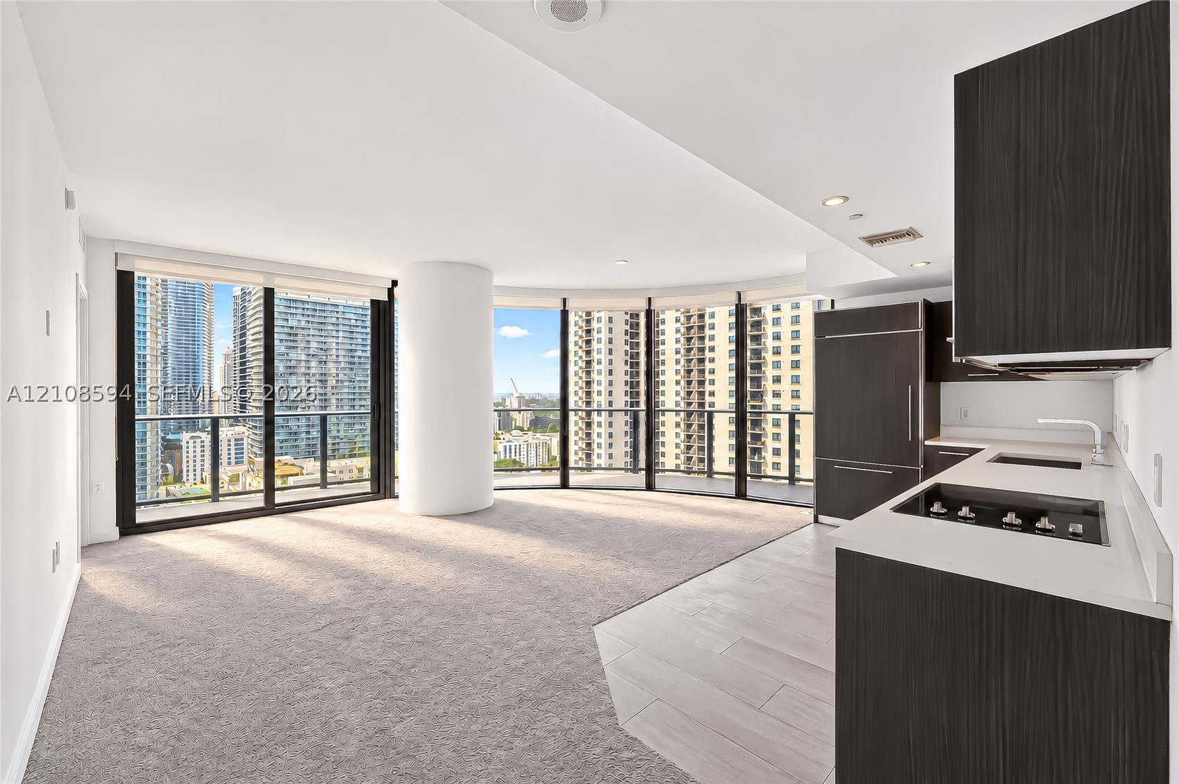 45 SW 9th St #2206, Miami FL 33130