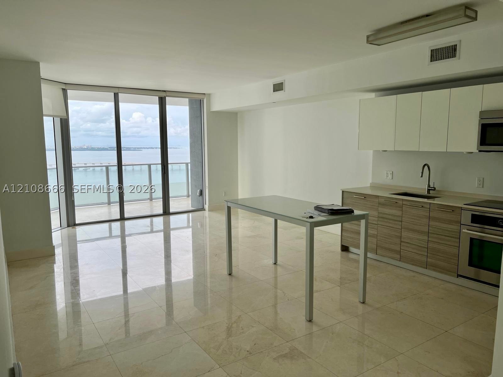 1300 Brickell Bay Dr #3506, Miami FL 33131