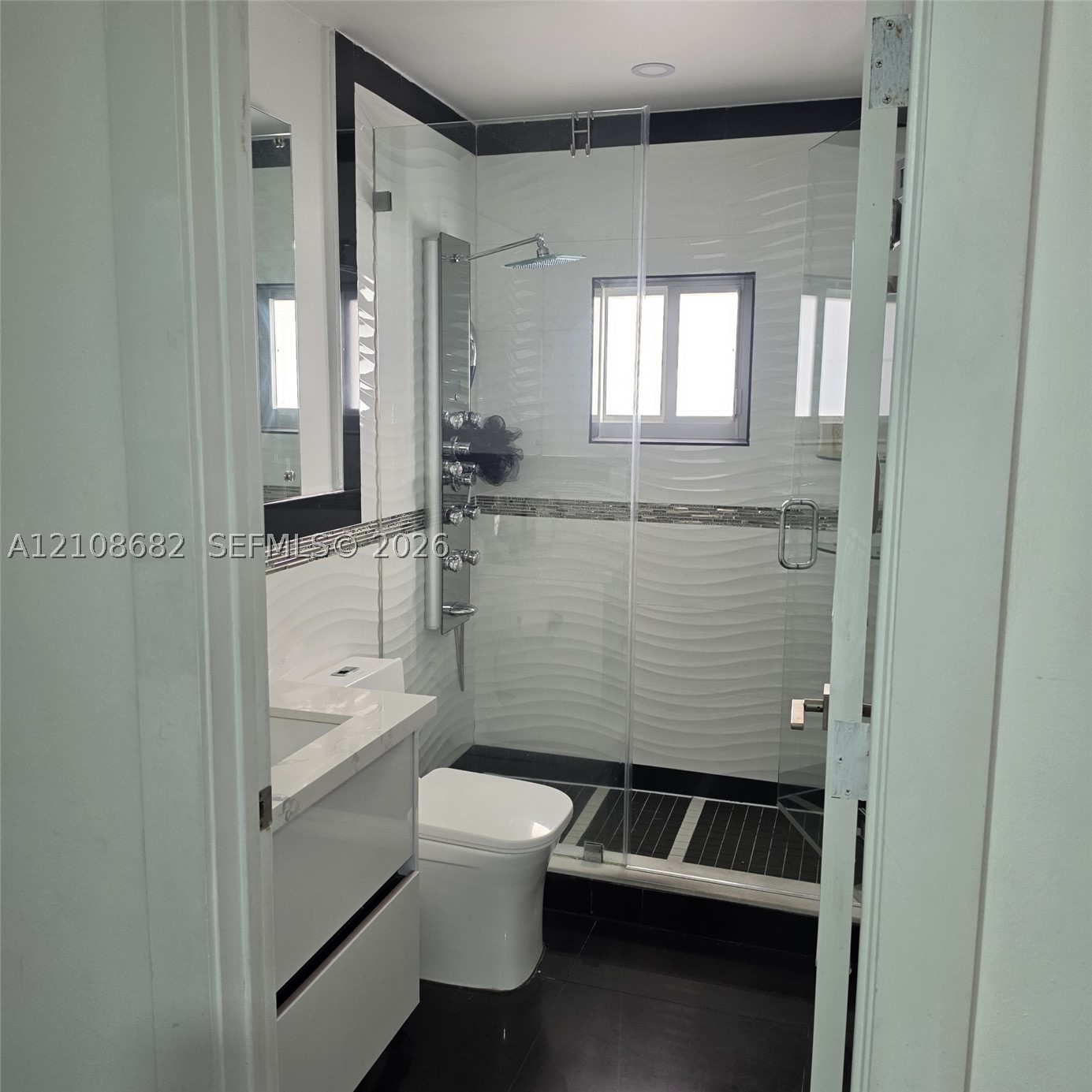 8943 NW 112th Ter, Hialeah Gardens FL 33018