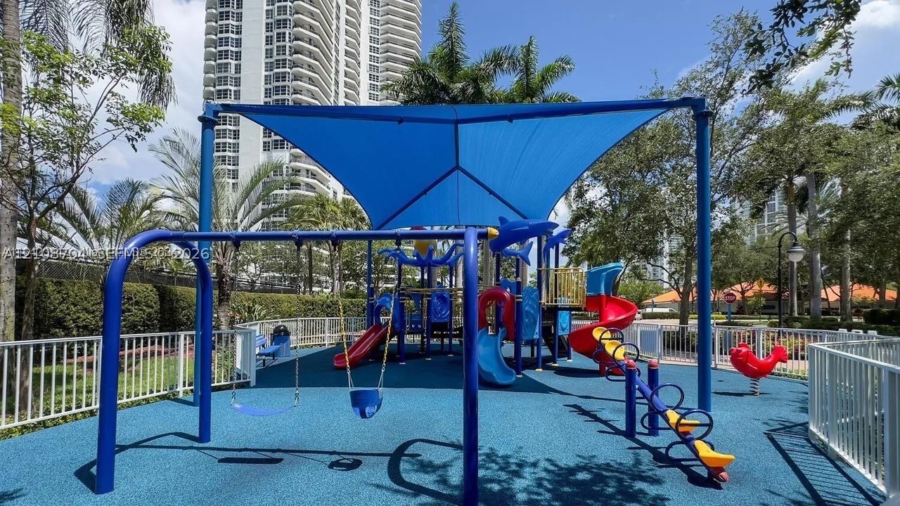 3530 Mystic Pointe Dr #1911, Aventura FL 33180