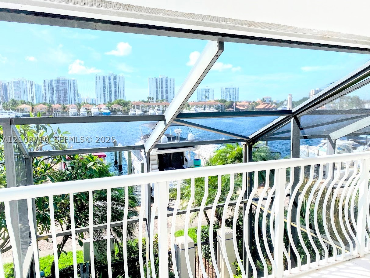 3630 Yacht Club Dr #605, Aventura FL 33180