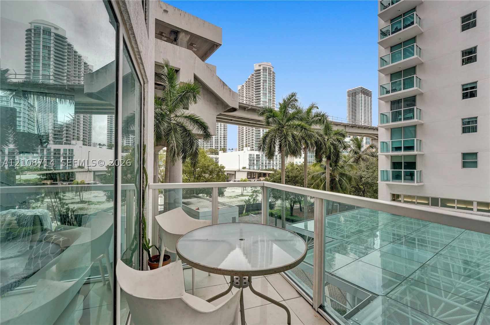 41 SE 5th St #317, Miami FL 33131