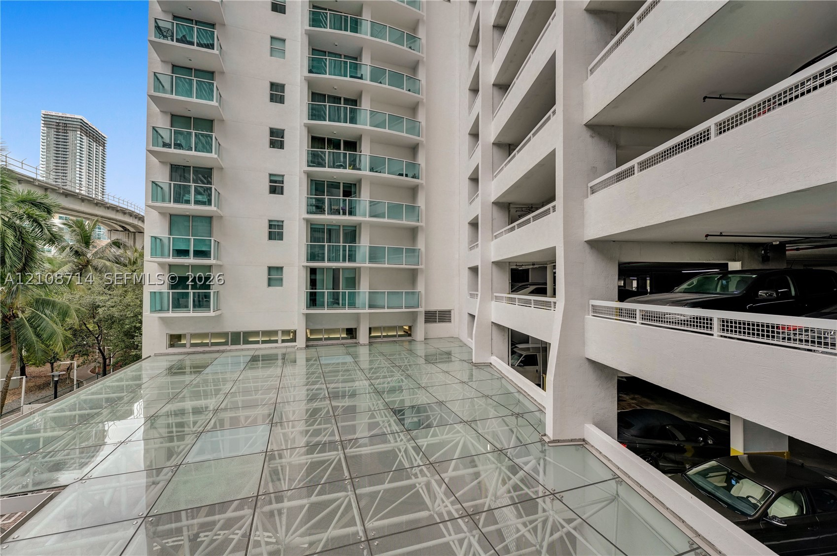 41 SE 5th St #317, Miami FL 33131
