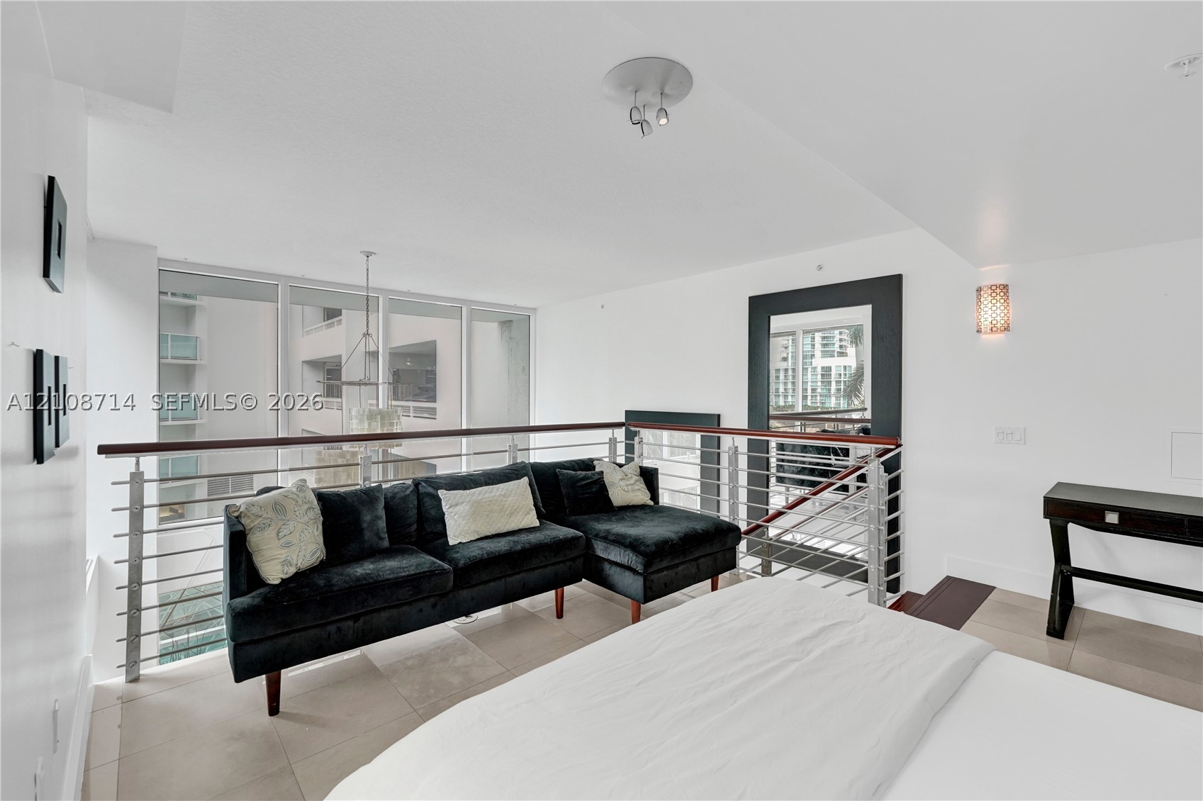 41 SE 5th St #317, Miami FL 33131