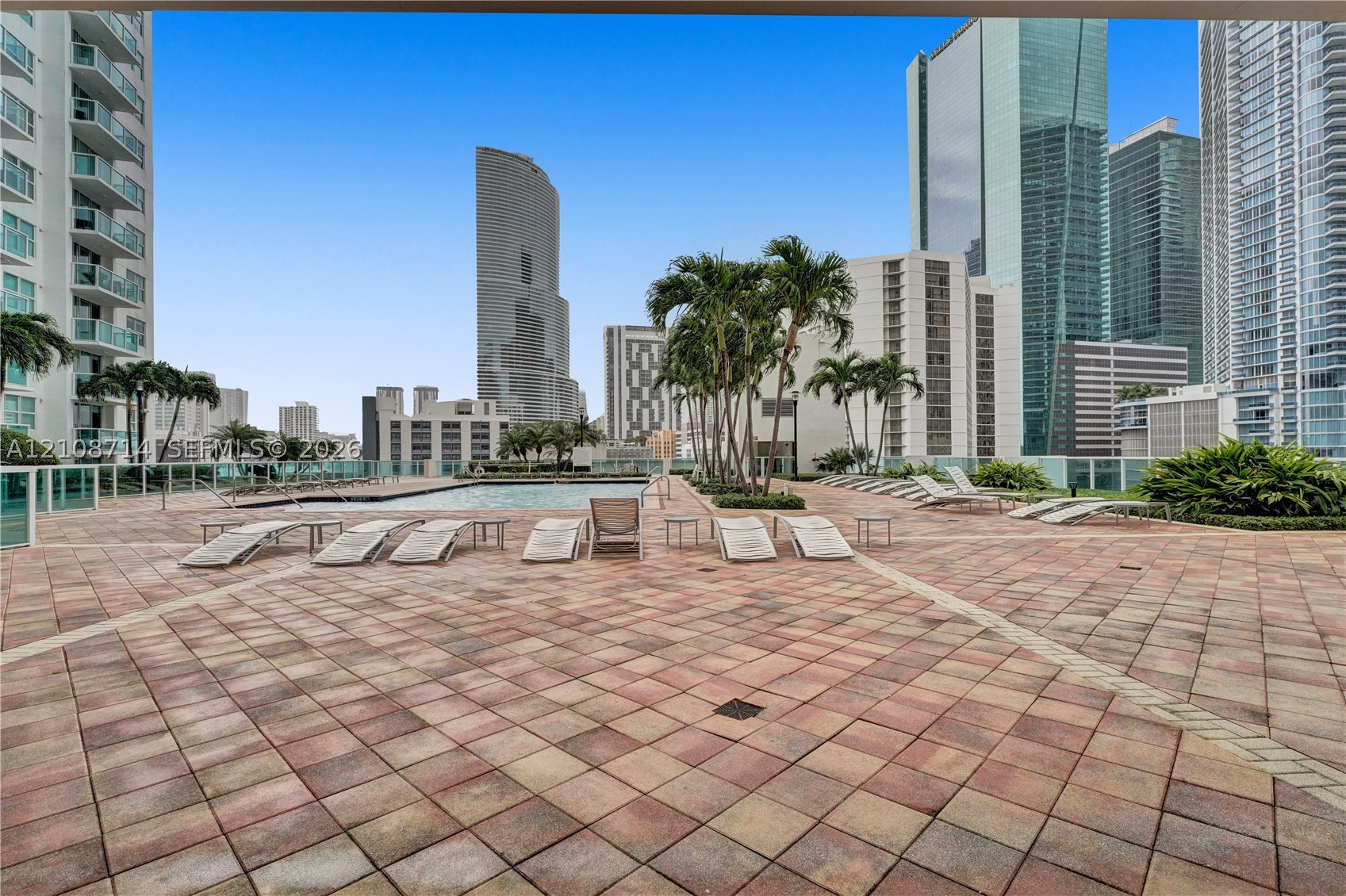 41 SE 5th St #317, Miami FL 33131