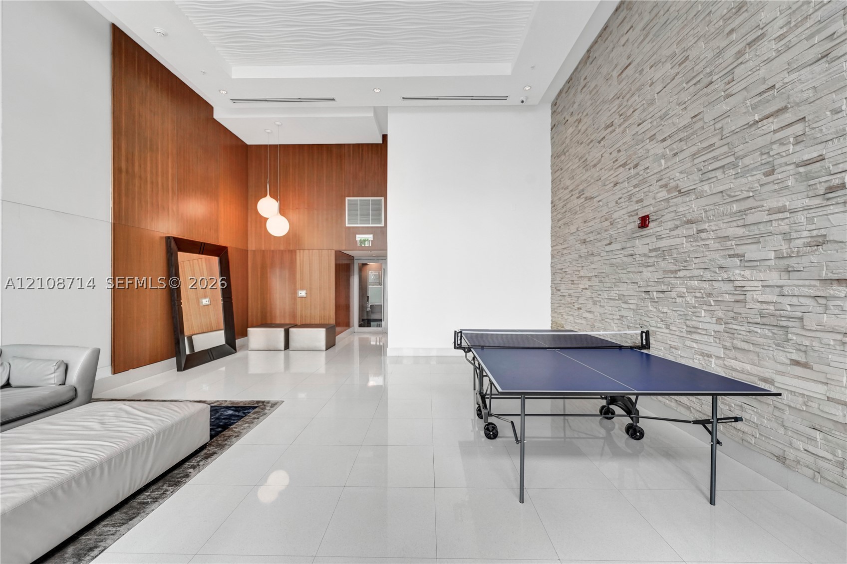 41 SE 5th St #317, Miami FL 33131