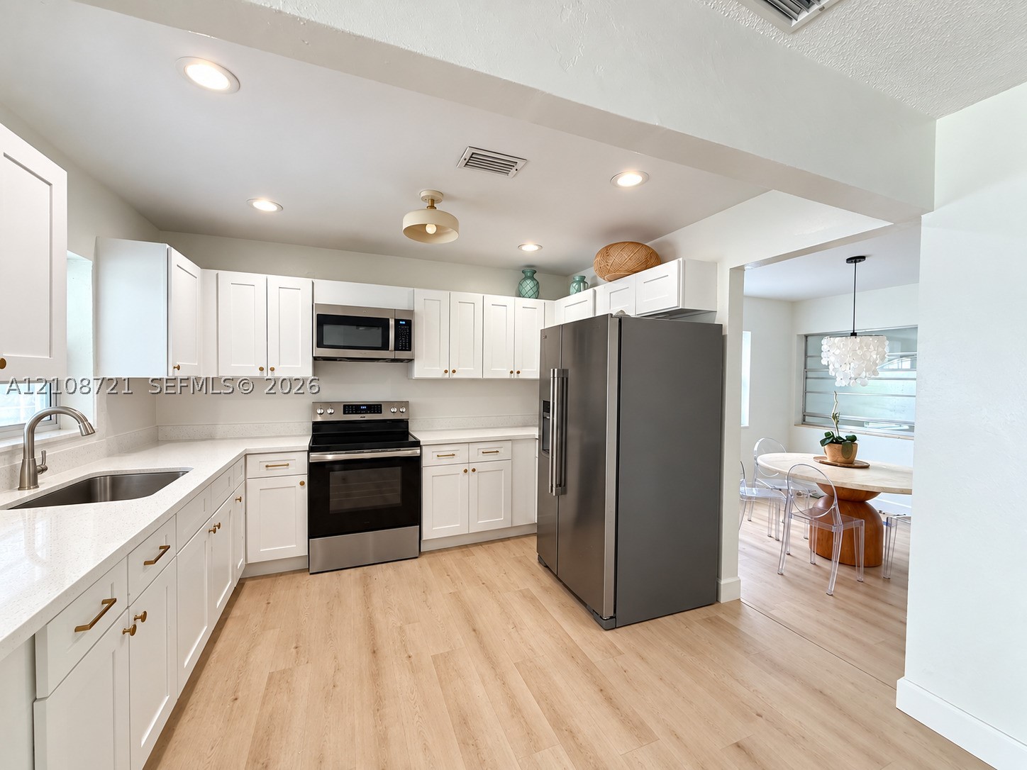 6561 SW 32nd St, Miami FL 33155
