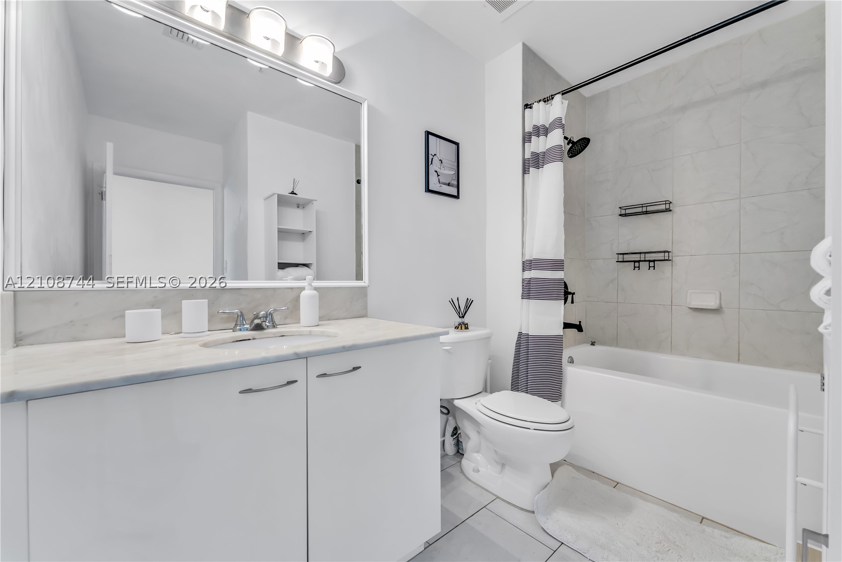 133 NE 2nd Ave #917, Miami FL 33132