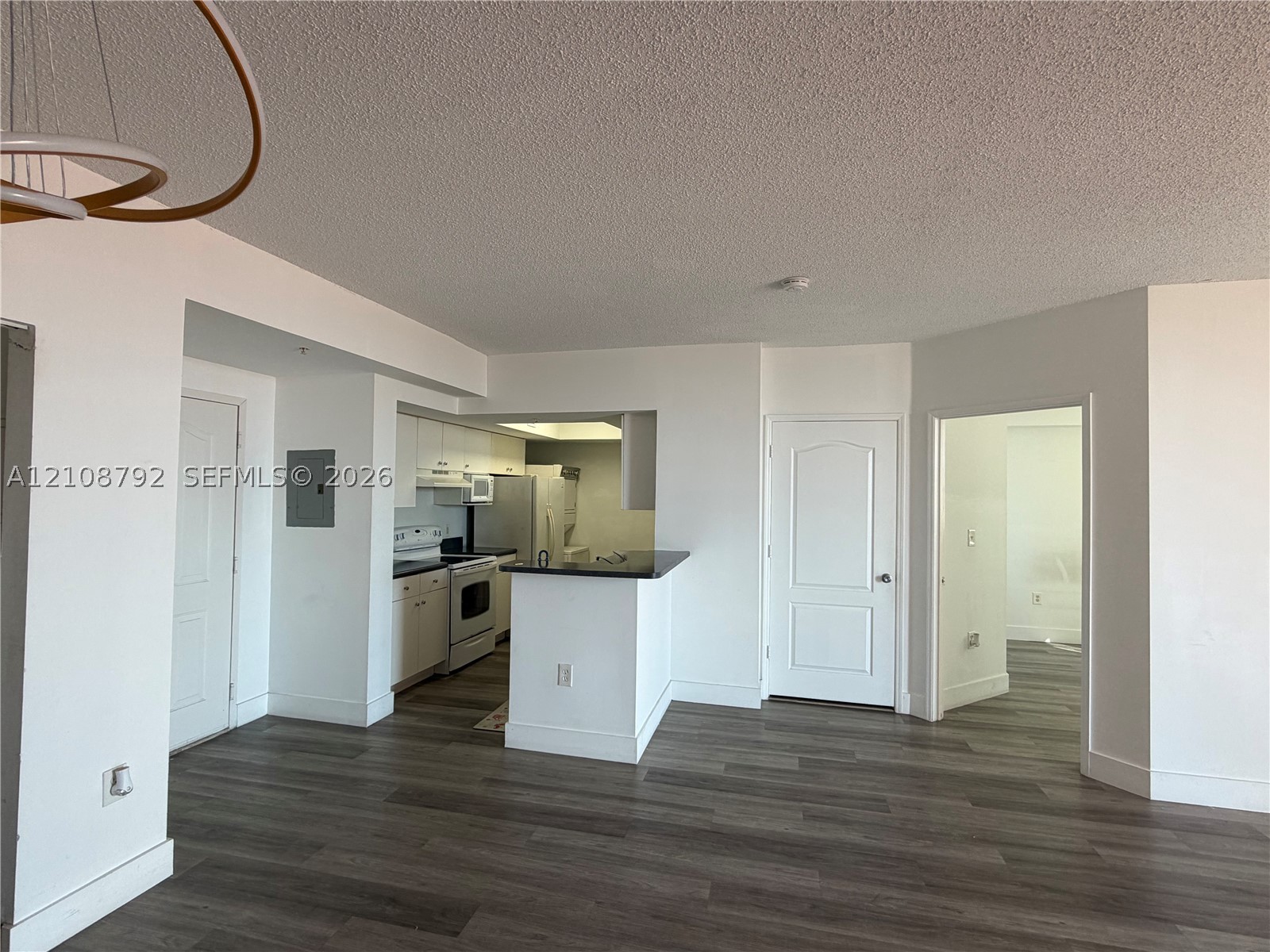 5085 NW 7th St #714, Miami FL 33126