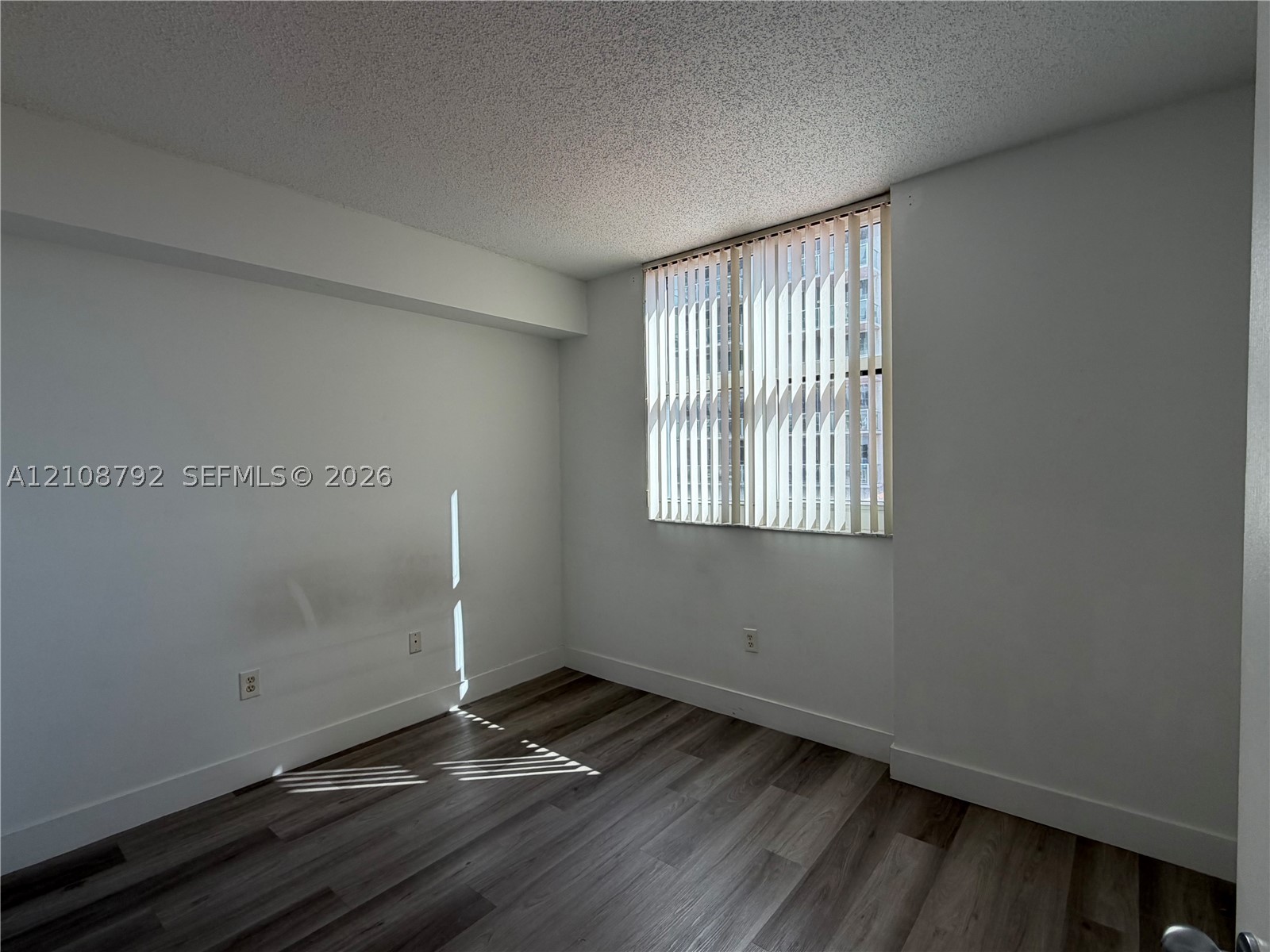 5085 NW 7th St #714, Miami FL 33126