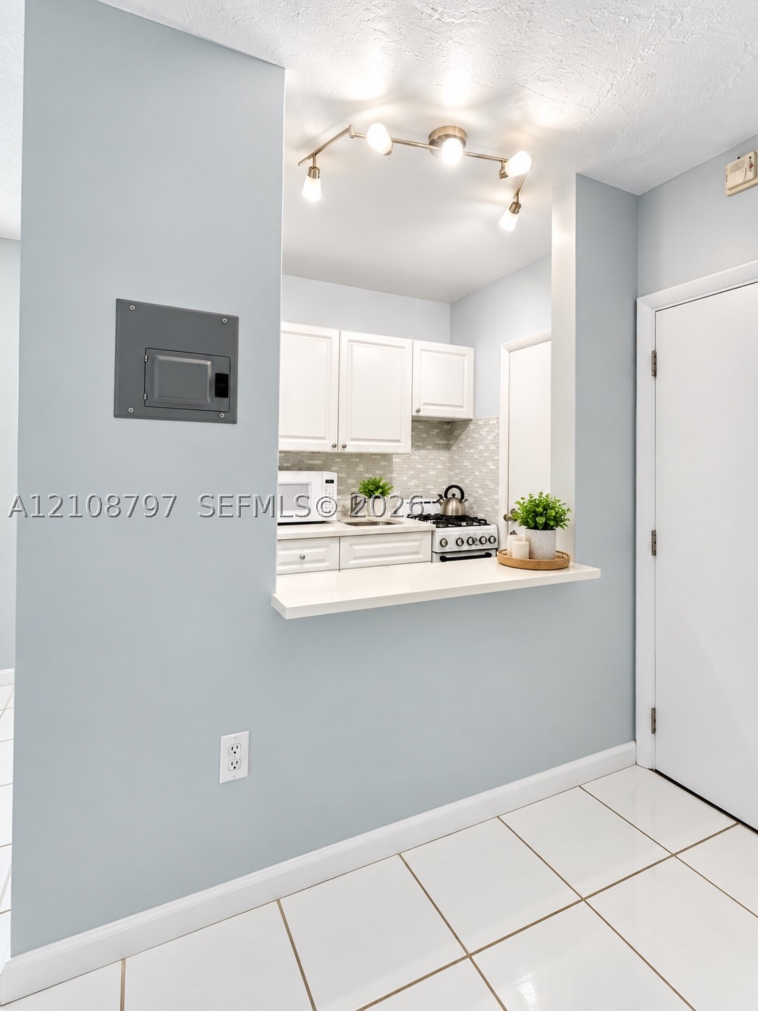 6310 SW 79th St #2, South Miami FL 33143