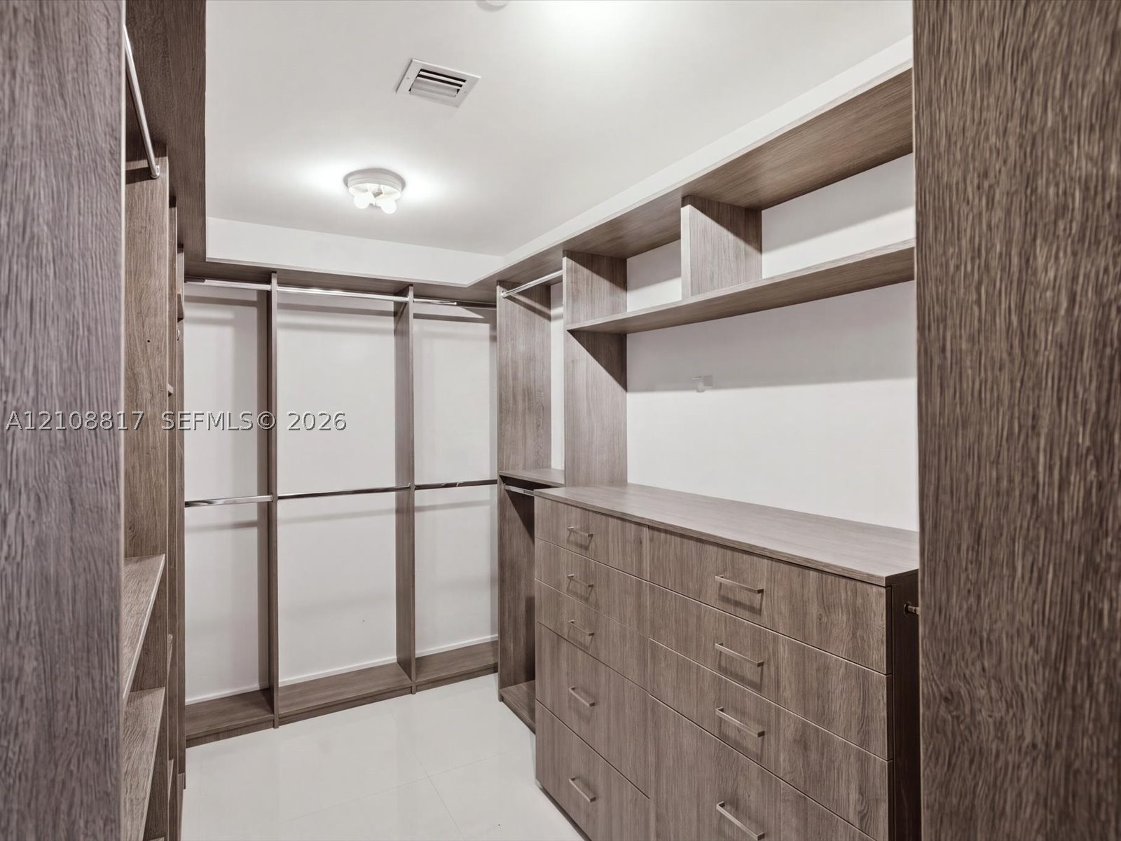 2900 NE 7th Ave #4305, Miami FL 33137