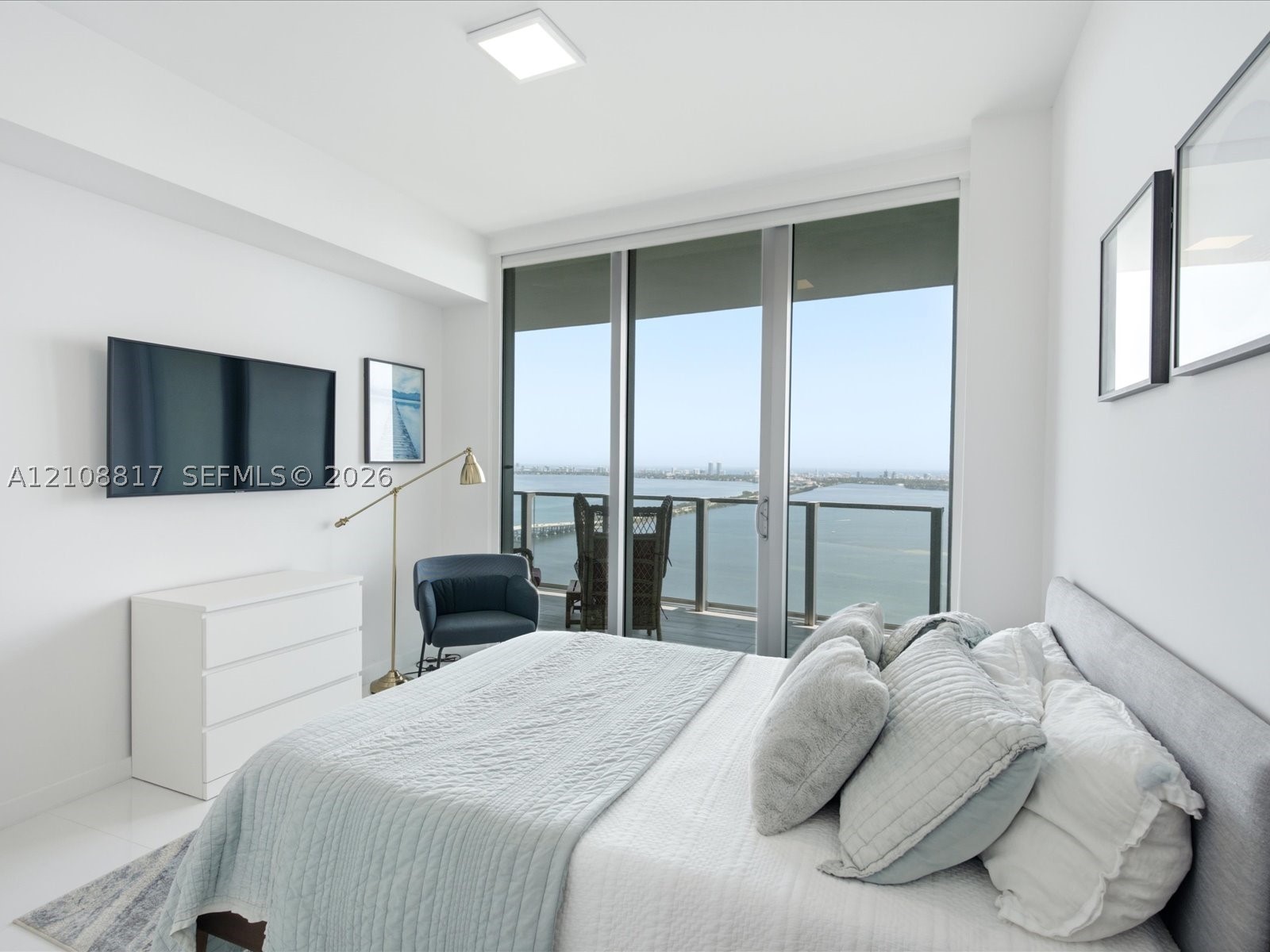 2900 NE 7th Ave #4305, Miami FL 33137