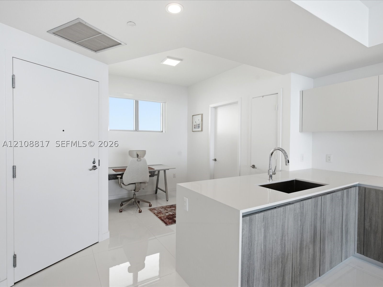 2900 NE 7th Ave #4305, Miami FL 33137
