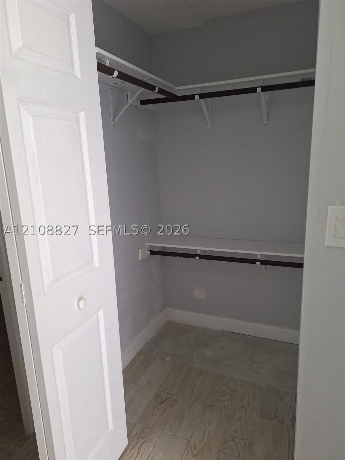 15261 SW 102nd Ct, Miami FL 33157