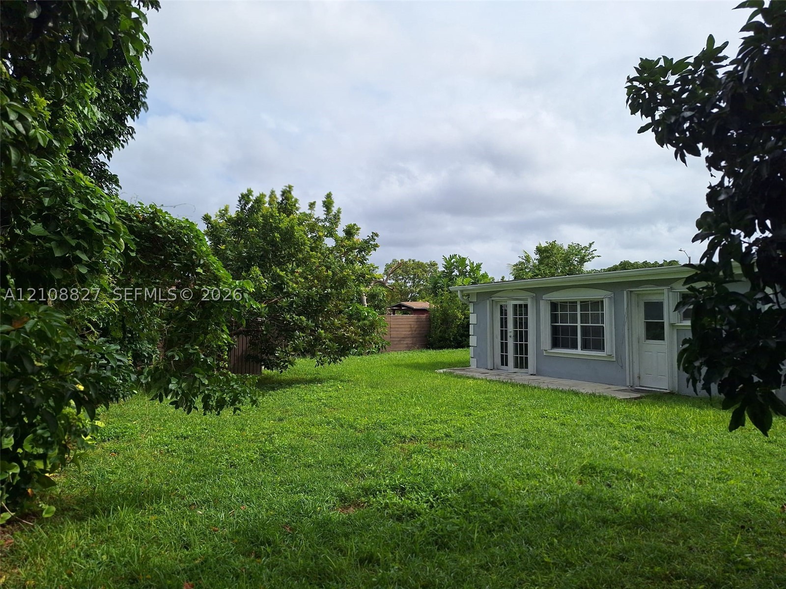 15261 SW 102nd Ct, Miami FL 33157