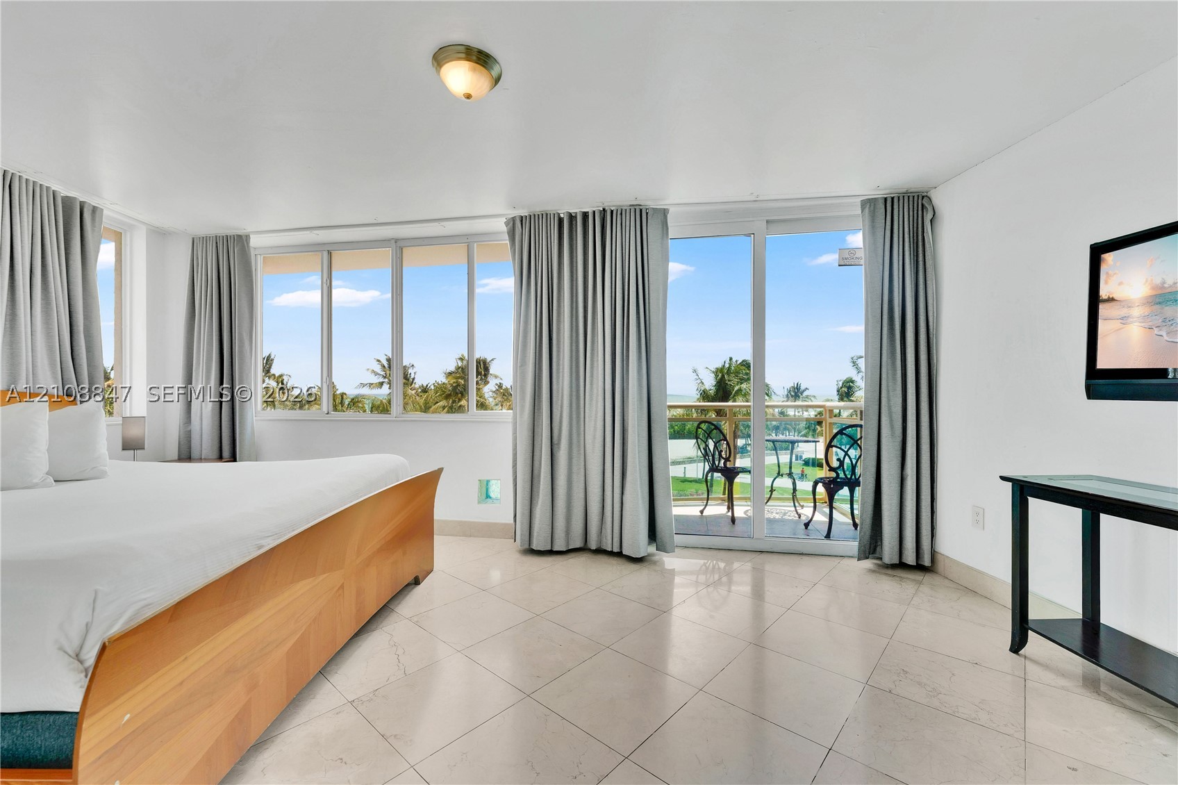 524 Ocean Dr, Miami Beach FL 33139