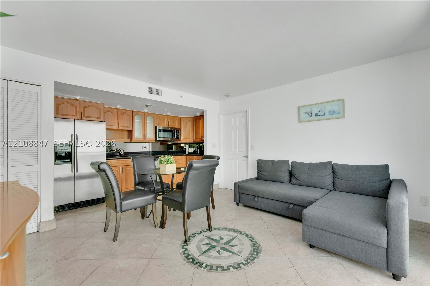 524 Ocean Dr, Miami Beach FL 33139