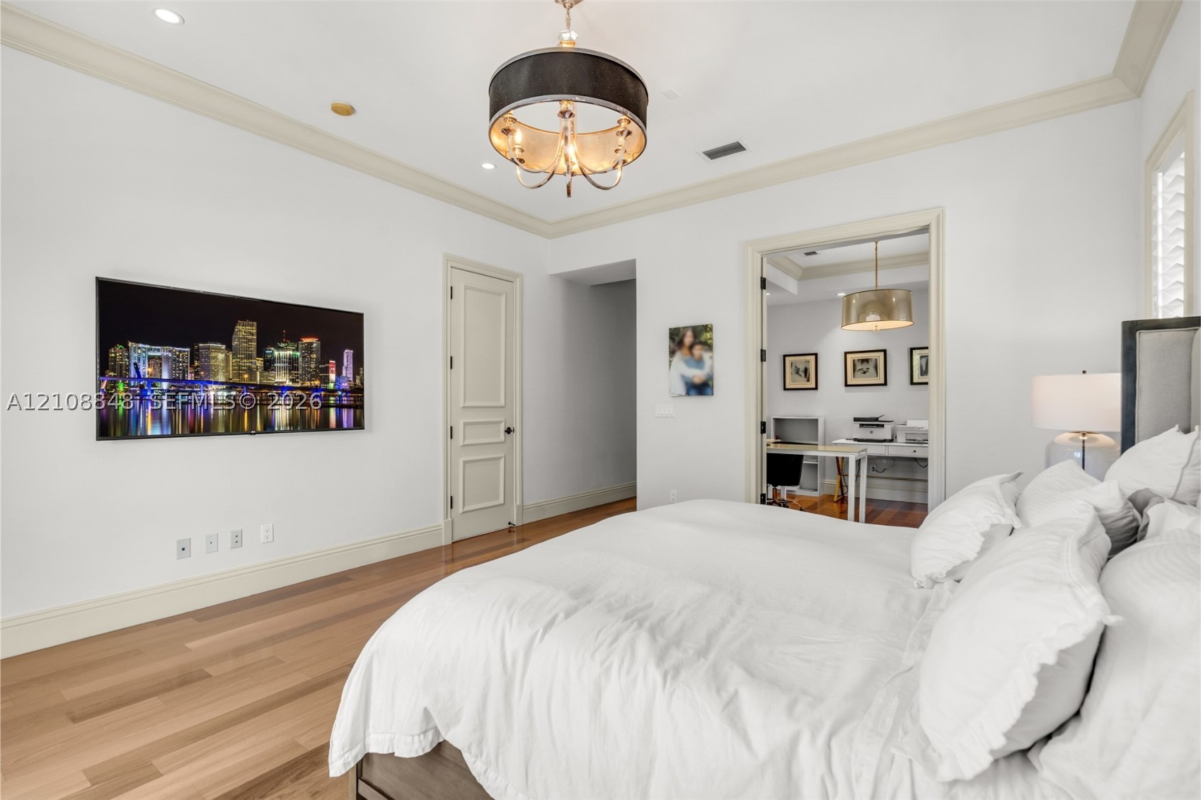 4815 University Dr, Coral Gables FL 33146