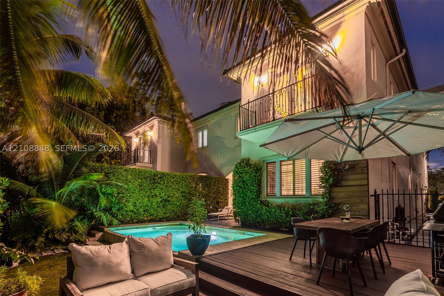 4815 University Dr, Coral Gables FL 33146