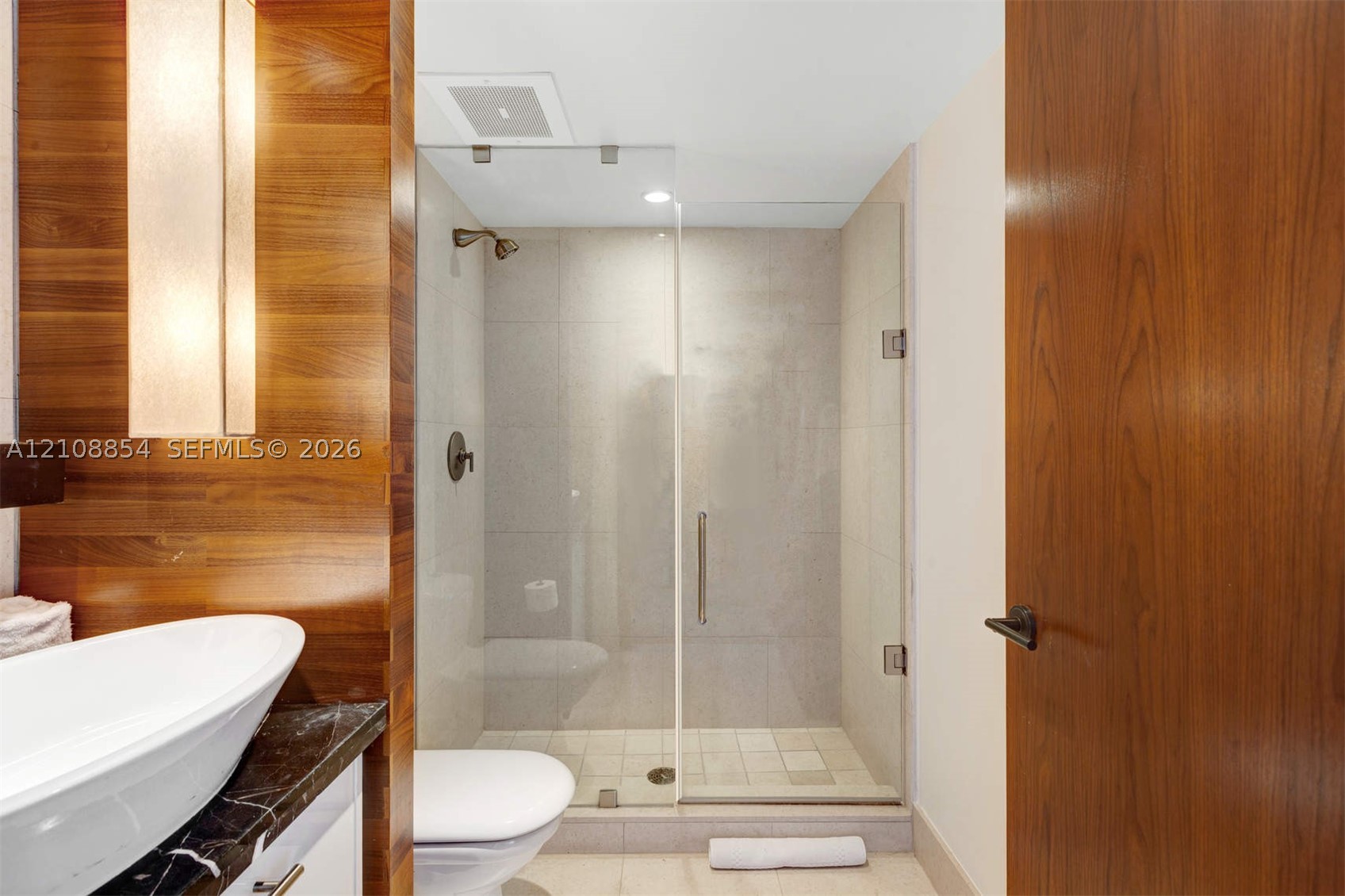 6801 Collins Ave #909, Miami Beach FL 33141