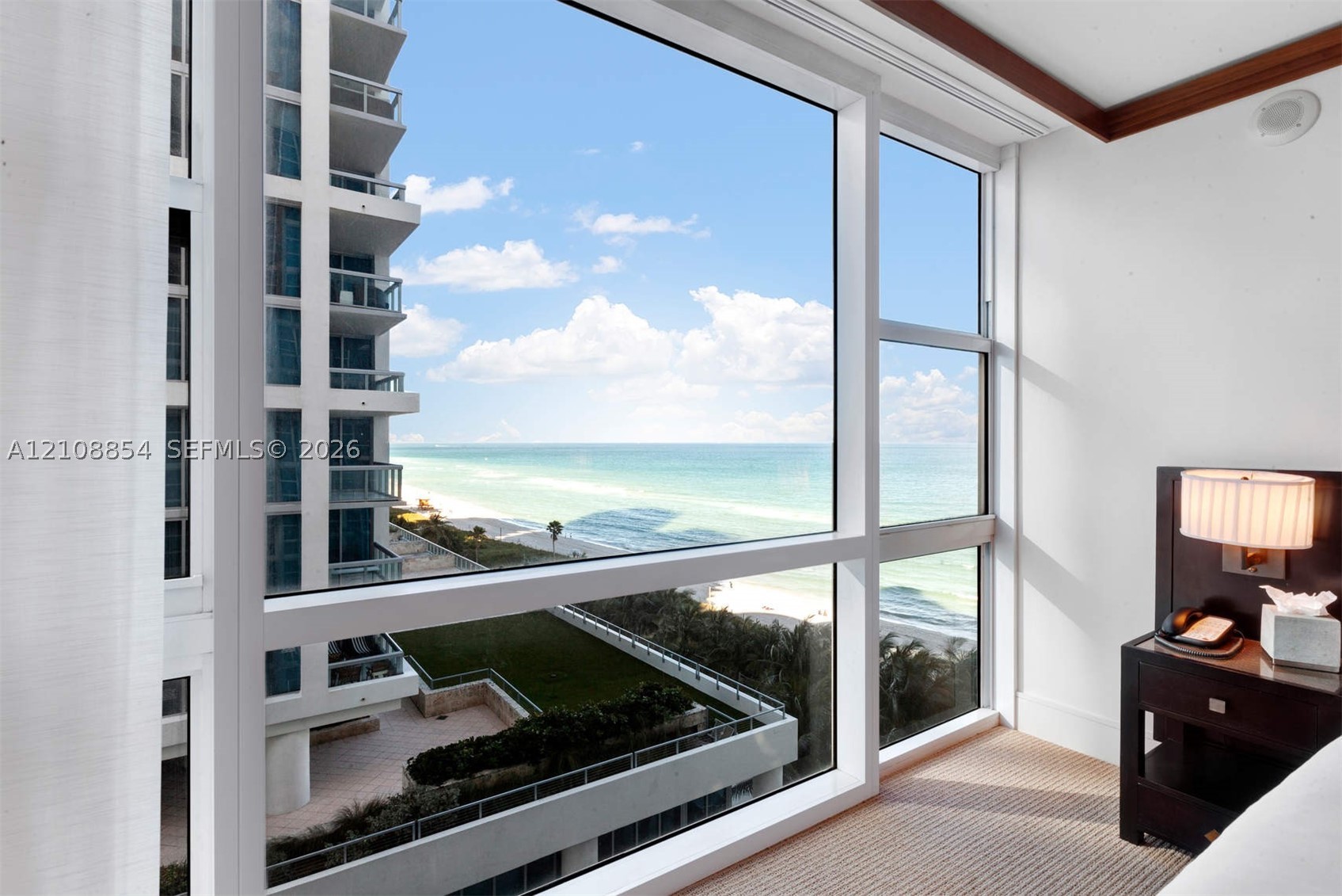 6801 Collins Ave #909, Miami Beach FL 33141
